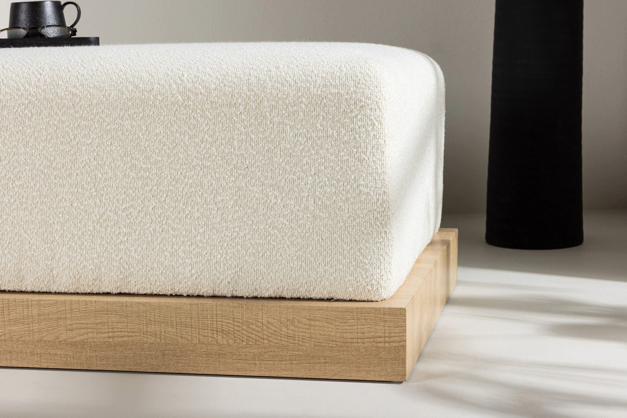 Venture Home Pouf