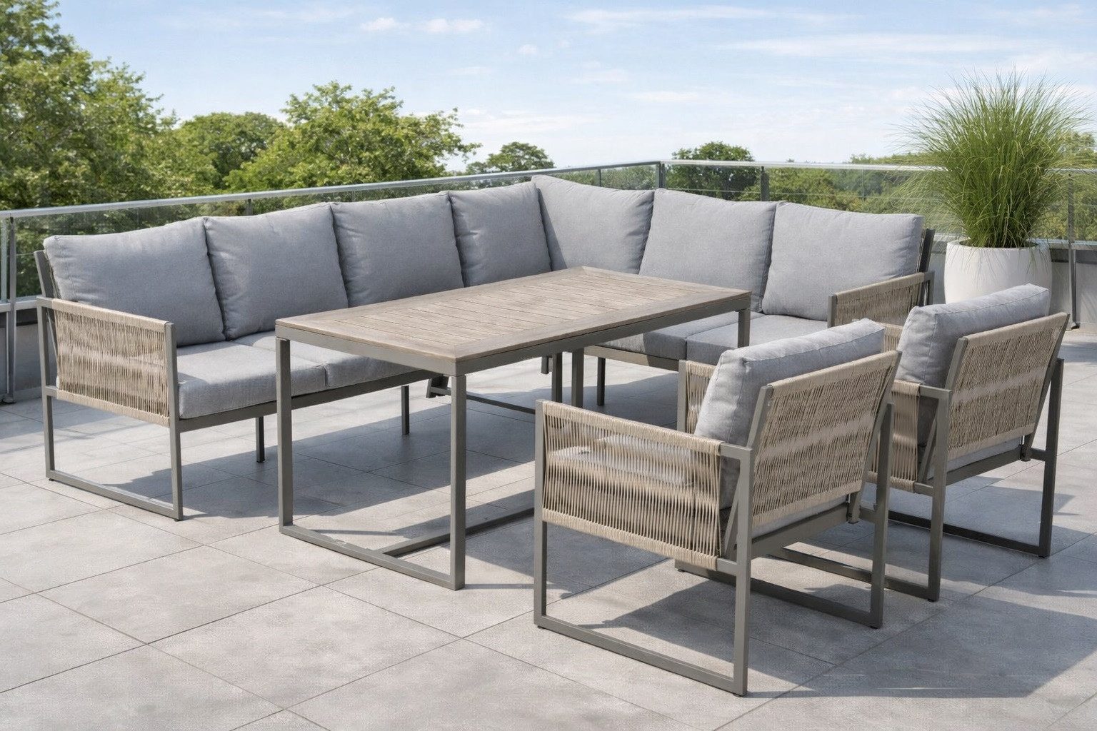 Gardissimo Gartenlounge-Set Marina Dining Ecklounge Set, (Spar-Set, 4-tlg., 1 Eckelement + 1 Tisch + 2 Sessel + Auflagen), wetterfest / pflegeleicht / hoher Tisch