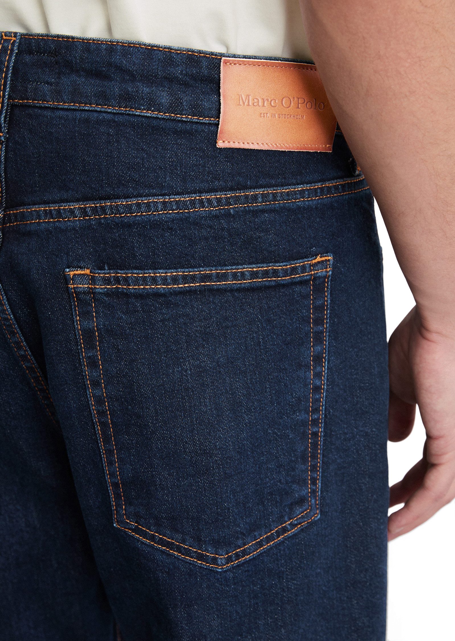 Marc O'Polo Tapered-fit-Jeans made with CIRCULOSE®