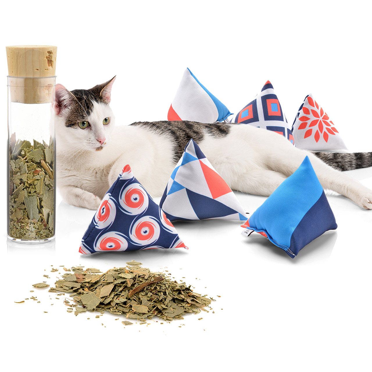 Canadian Cat Company Tier-Aktivitätsspiel Katzen Schmusekissen, Spielkissen Pyramiden XXL, 6er Set Nordic Design, Katzenminze, nachfüllbare Pyramiden-Kissen