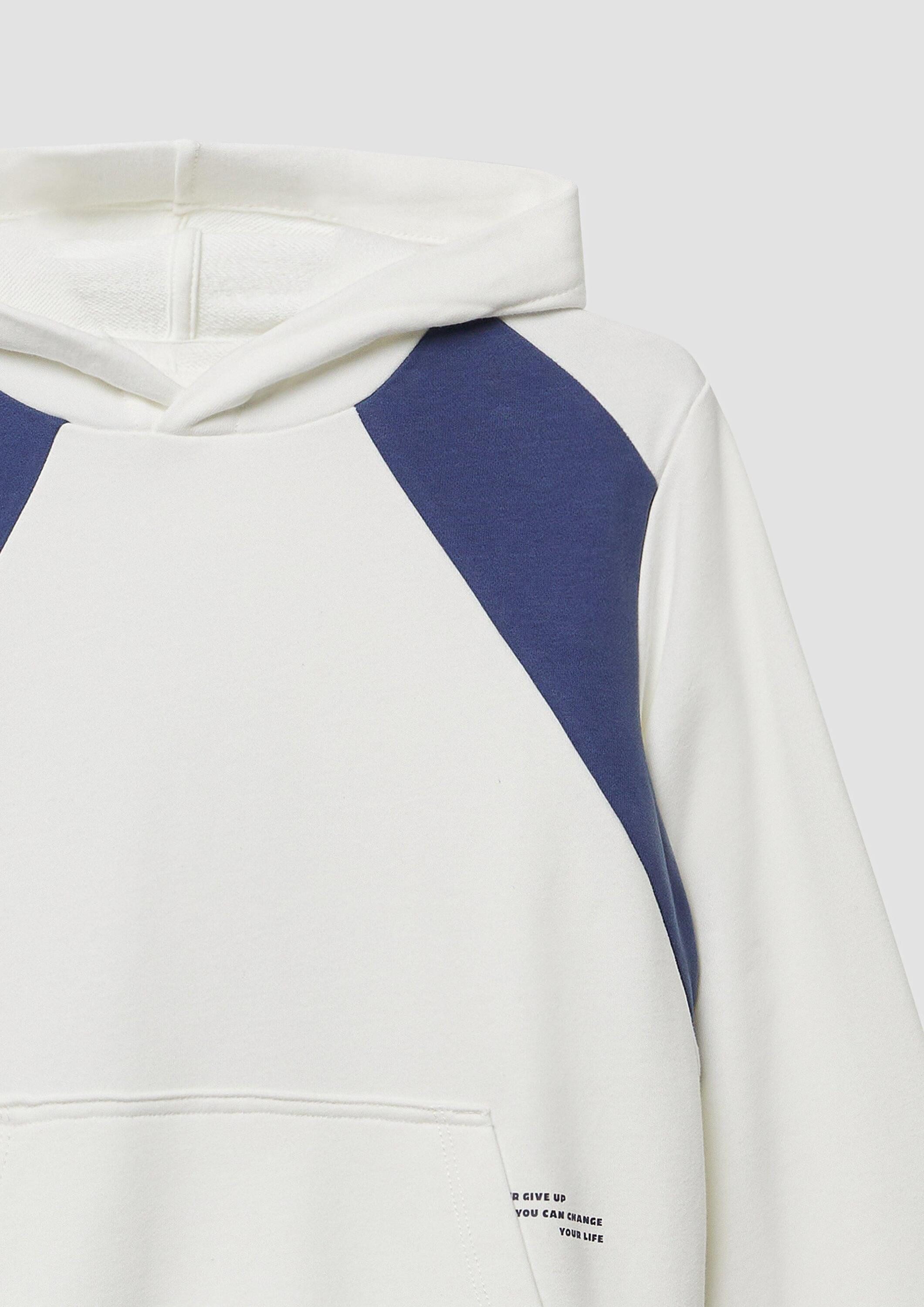 s.Oliver Sweatshirt Sweatshirt Hoodie mit Kontrast-Details und großem Back-Print