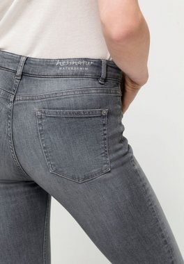 Hessnatur 5-Pocket-Jeans Lina Skinny Fit aus Bio-Denim (1-tlg)