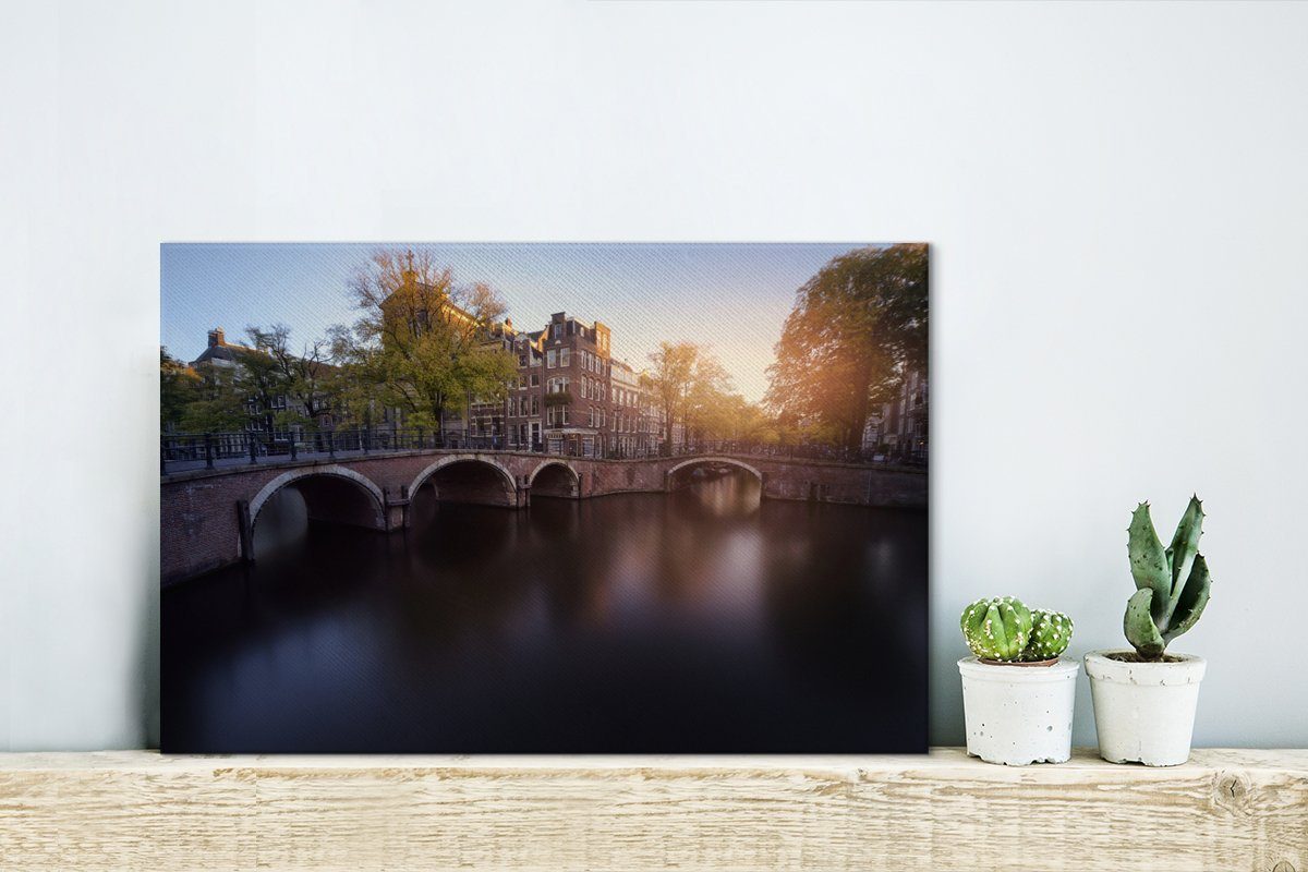OneMillionCanvasses® Leinwandbild Ein (1 Sonnenuntergang über 30x20 St), Wandbild Aufhängefertig, der Amsterdam, Leinwandbilder, Wanddeko, Keizersgracht in cm