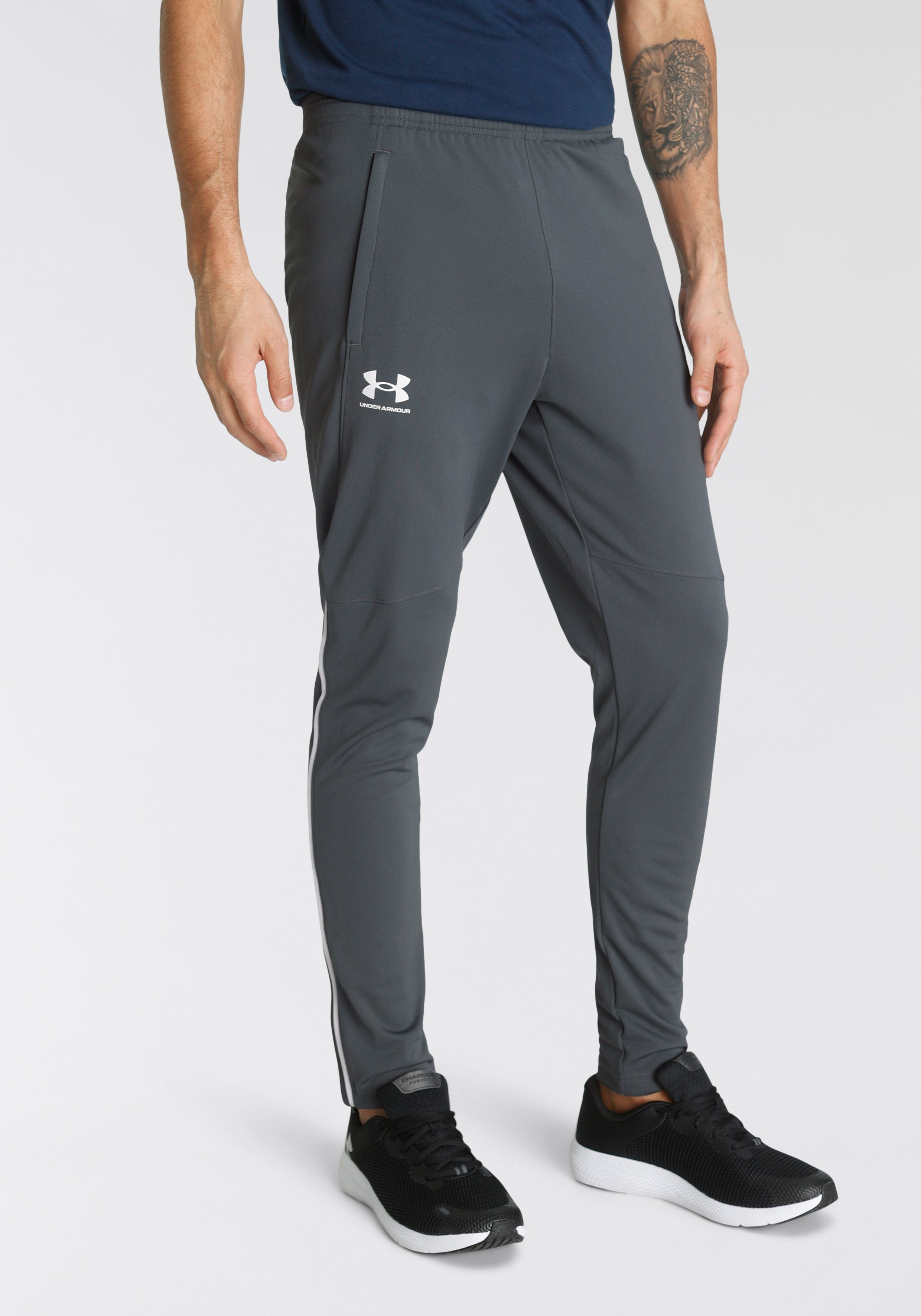 Under Armour® Trainingshose UA PIQUE TRACK PANT, Beinabschluss mit  Reißverschluss | Trainingshosen