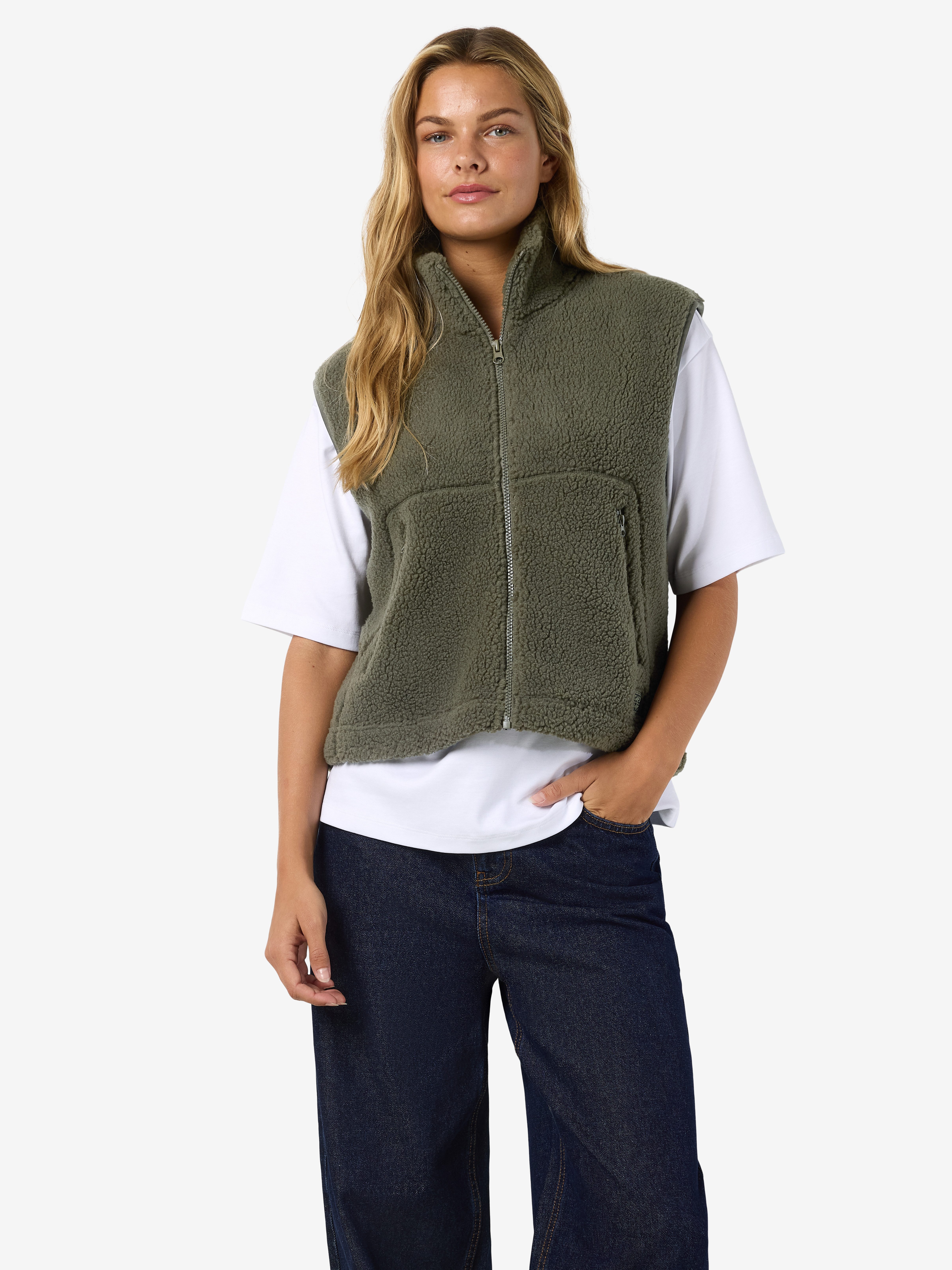 Noisy may Fellweste NMMASEY SHORT TEDDY VEST FWD NOOS