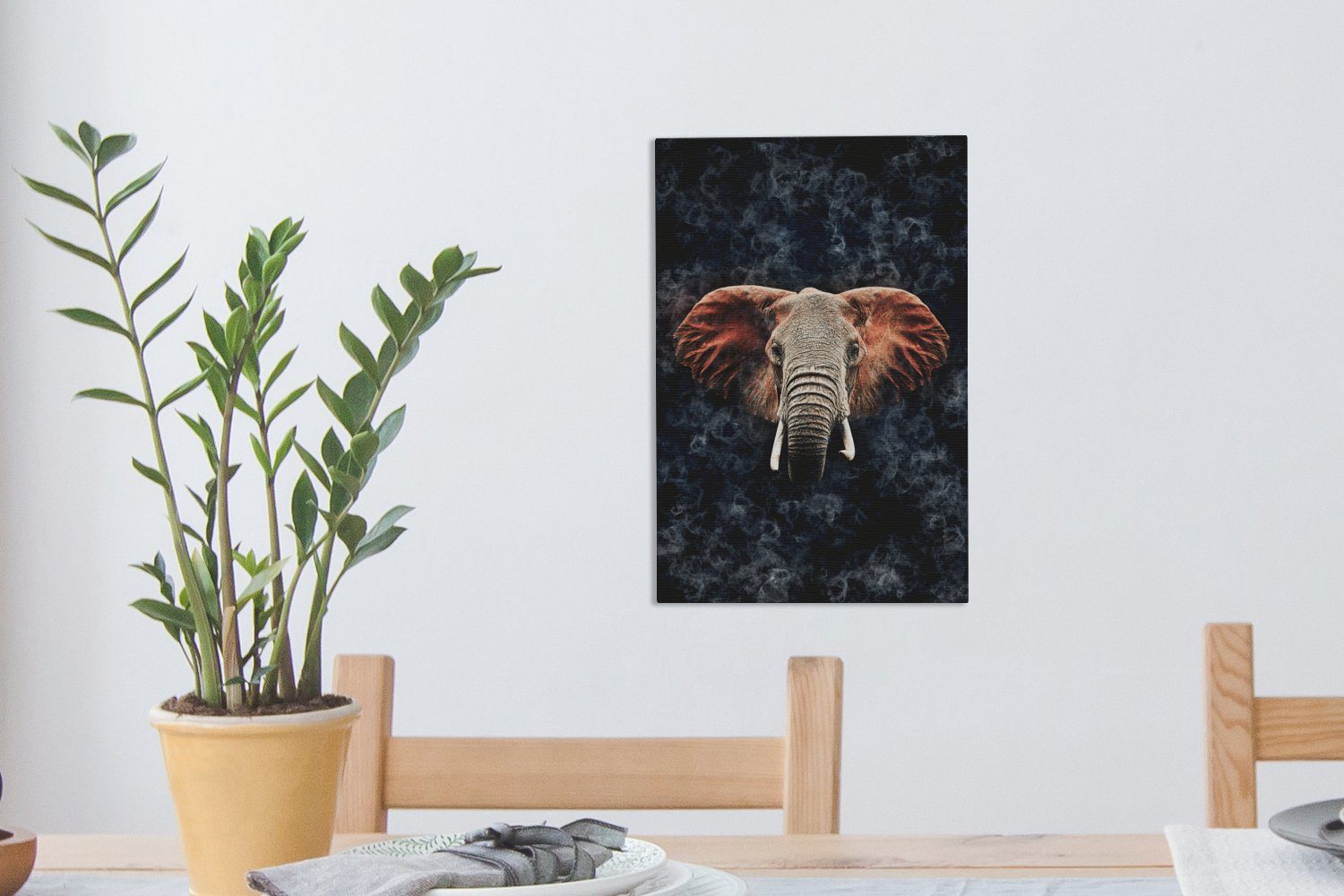 - OneMillionCanvasses® Gemälde, inkl. (1 20x30 Zackenaufhänger, cm Orange Leinwandbild Rauch, Elefant bespannt fertig Leinwandbild - St),