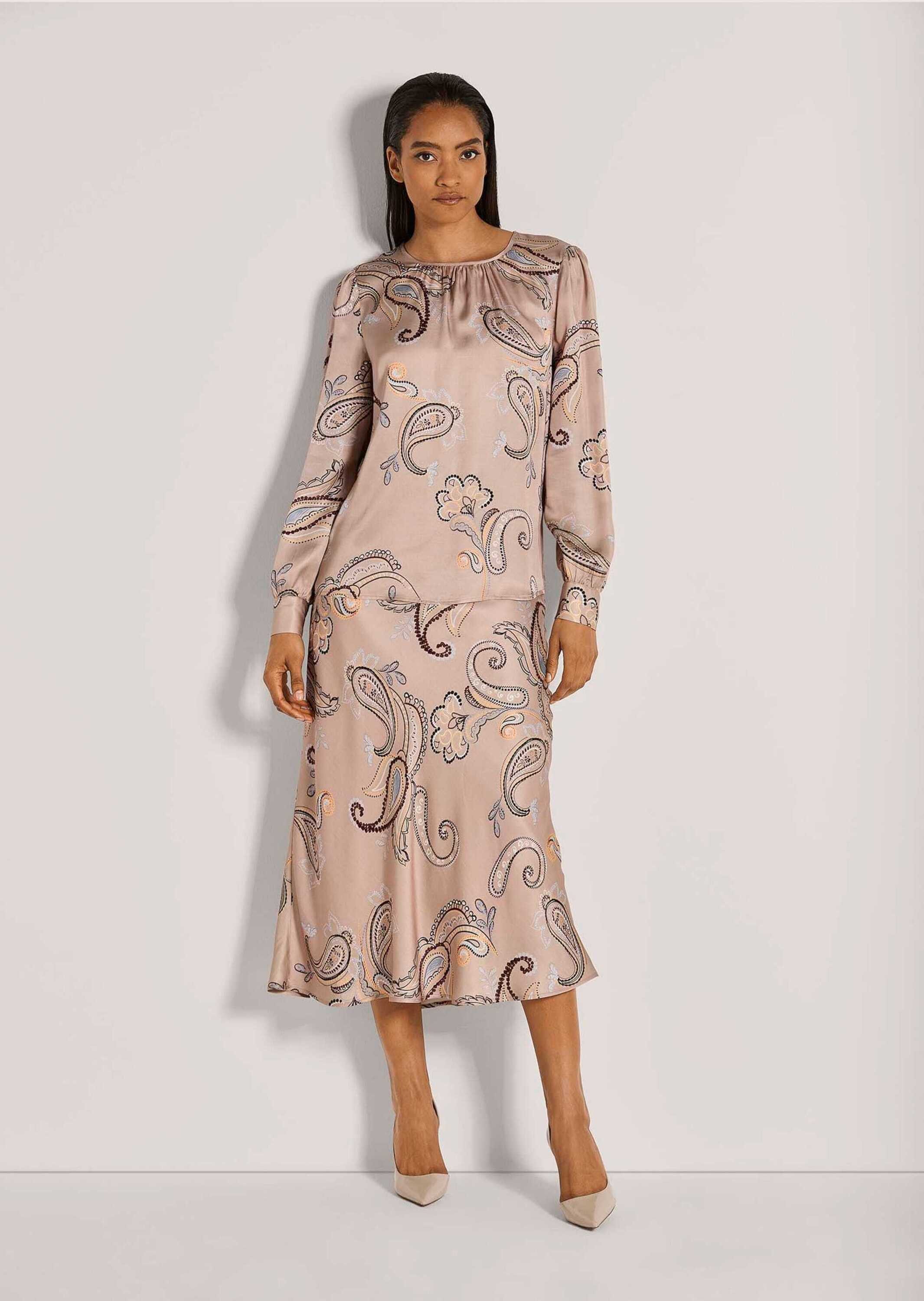 MADELEINE Langarmbluse Elegante Viskosebluse mit Knopfverschluss Zart fließend, Rundhals, Paisley-Print, langärmelig