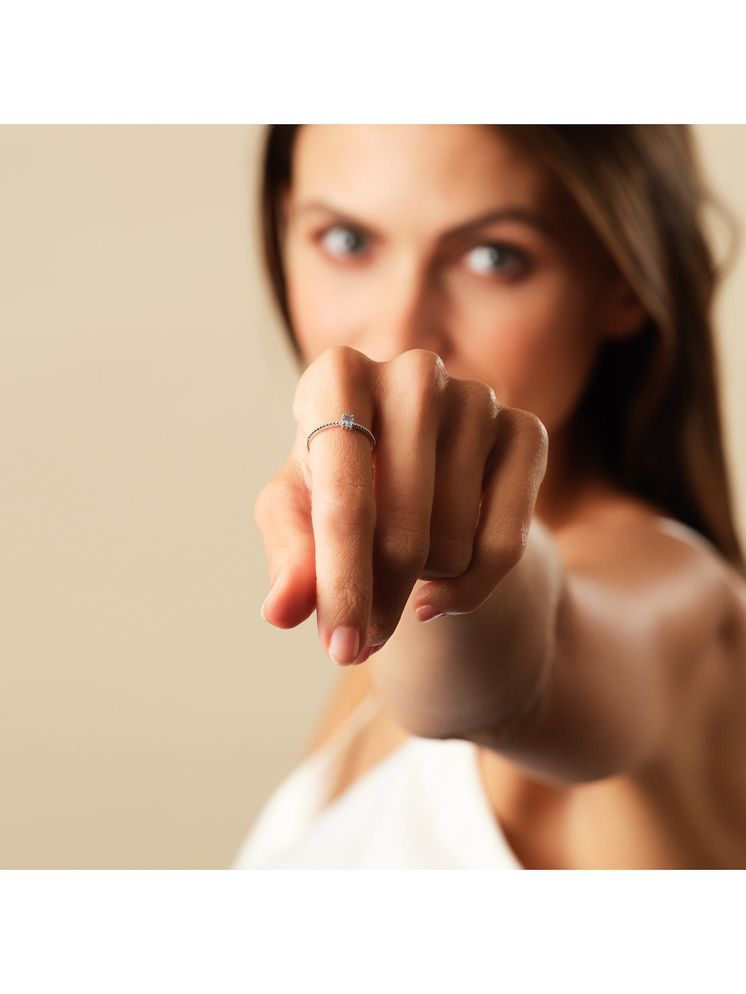 CHRIST Goldring CHRIST Damen-Damenring 375er Weißgold 1 Topas günstig online kaufen