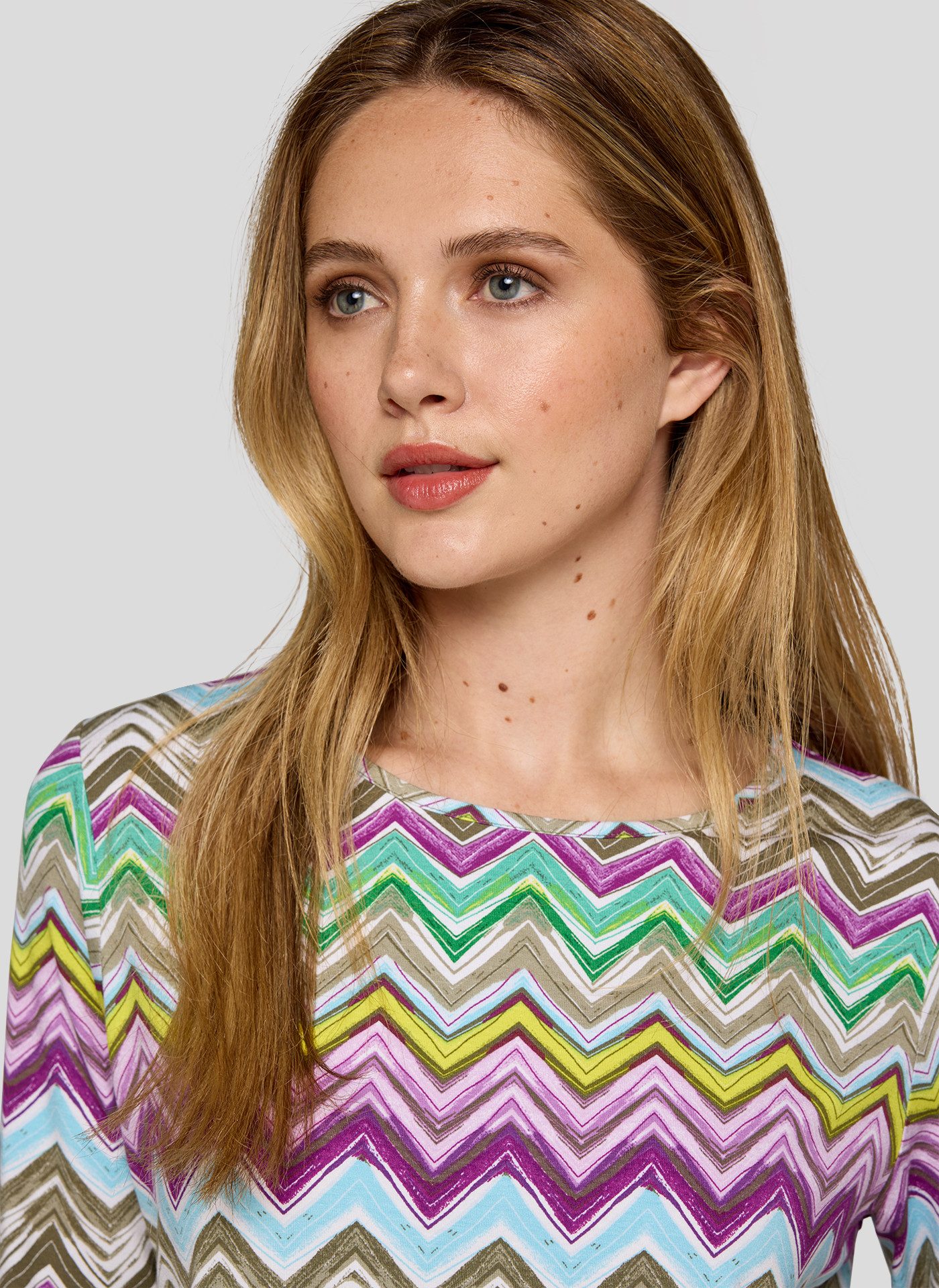 Rabe Rundhalsshirt mit grafischem Muster