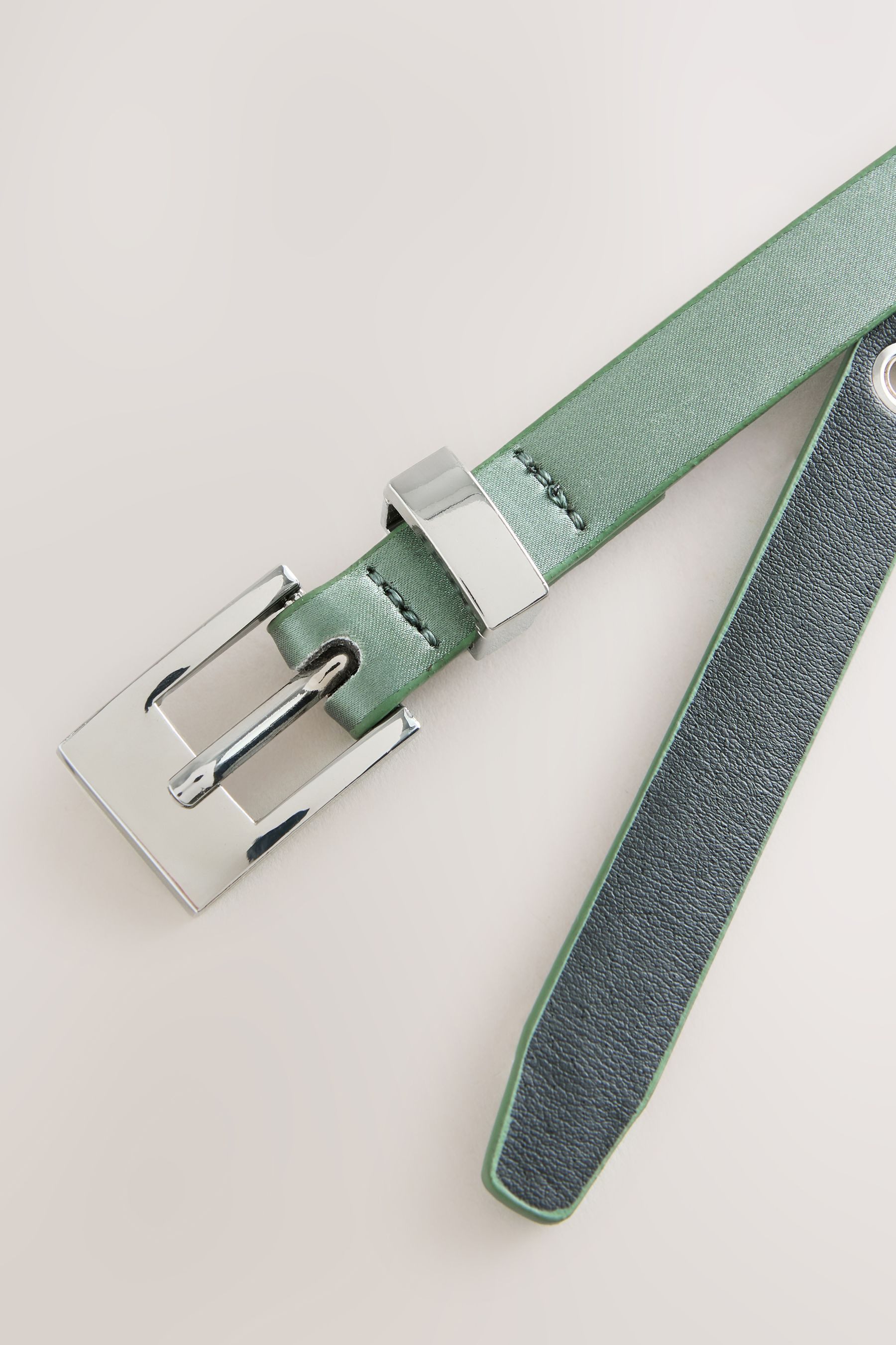 Next Gürtelriemen Skinny Satin-Gürtel mit eckiger Strassschnalle (1-St) günstig online kaufen