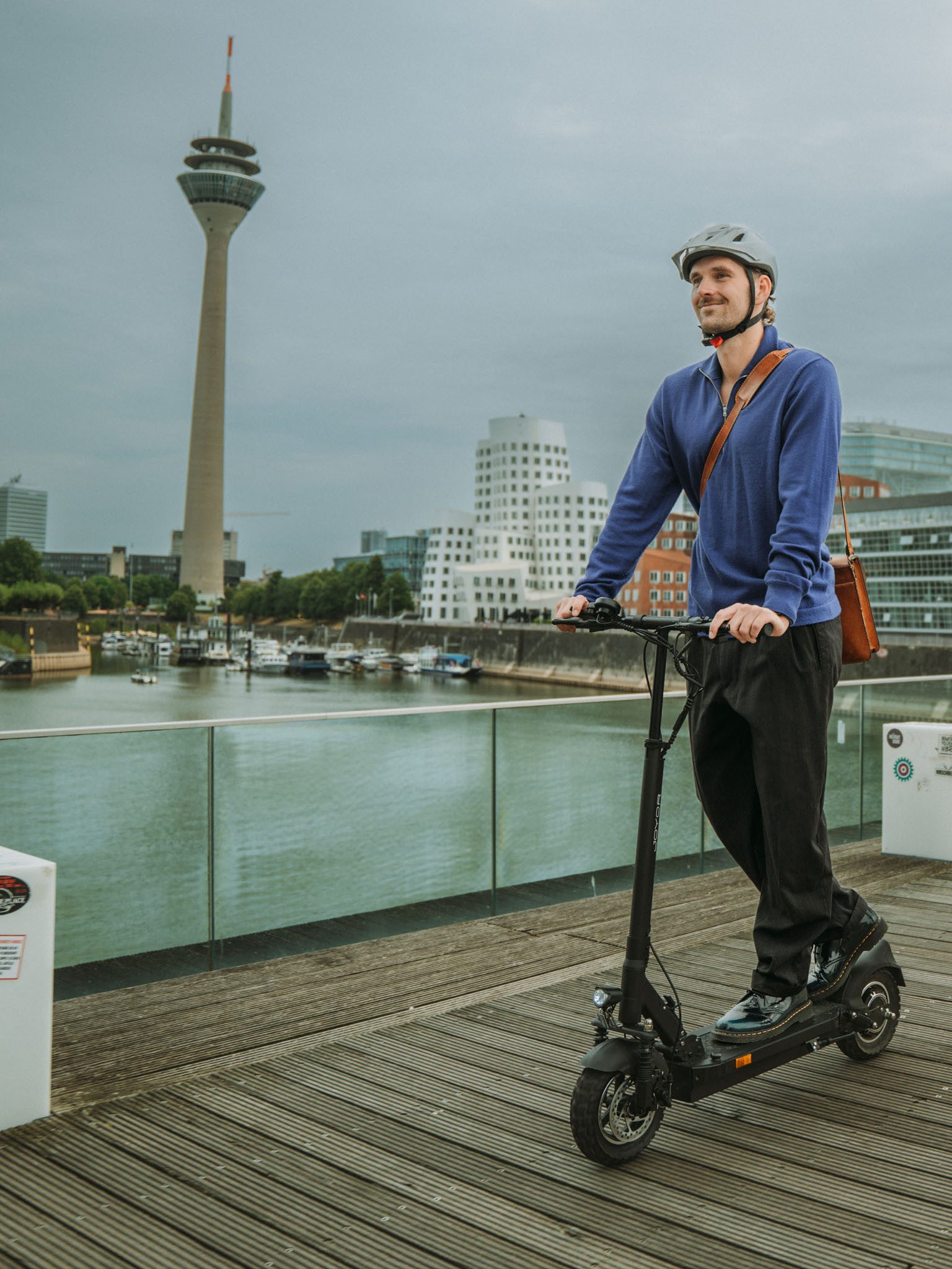JOYOR E-Scooter Y8-S Offroad 100km Reichweite 1300Wh Federung mit Straßenzulassung, 500,00 W, 20 km/h, klappbar, geeignet für offroad Fahrten, vollgefedert, Sch – Bild 4 von 5