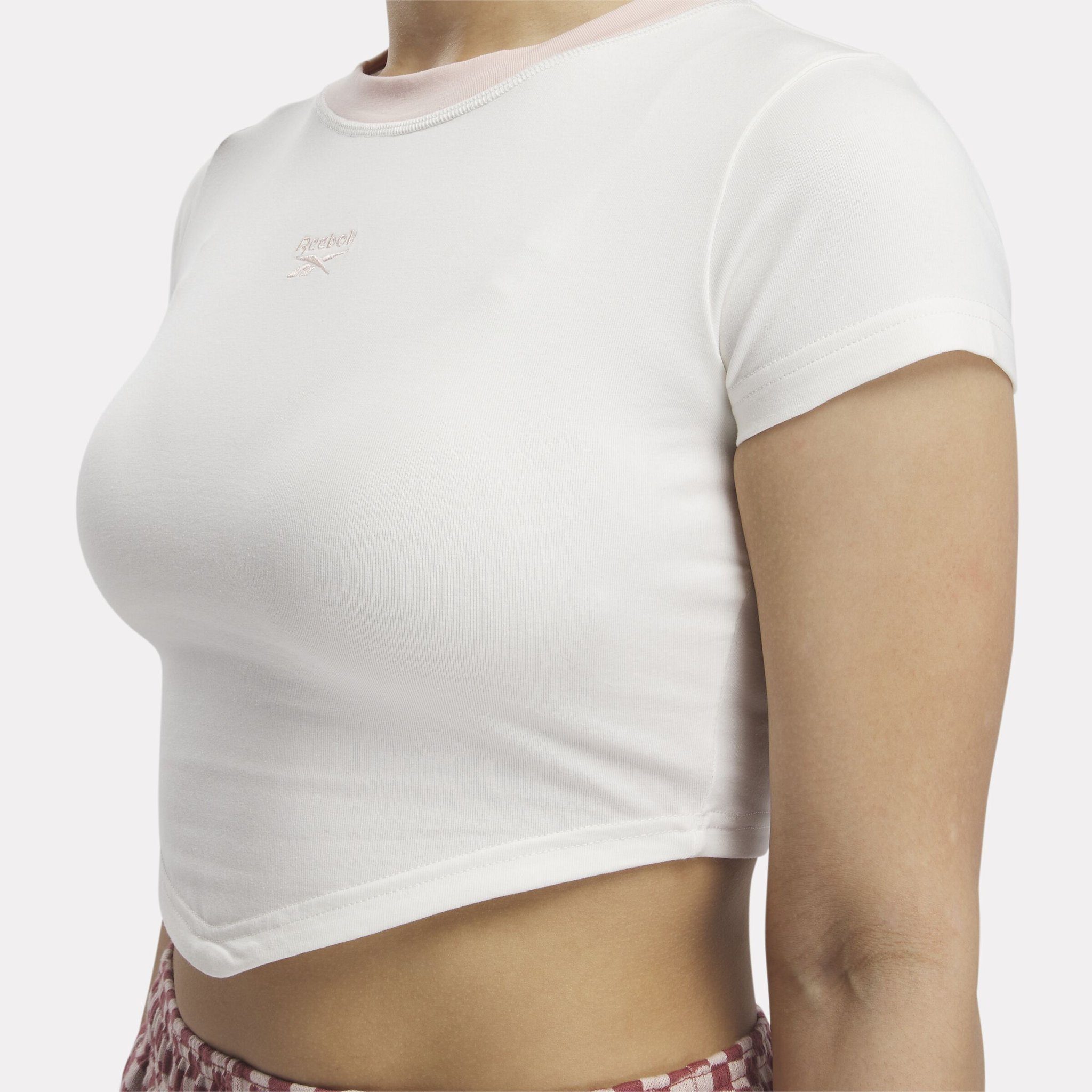 Reebok Classic T-Shirt Reebok Classics Y2k Baby Tee