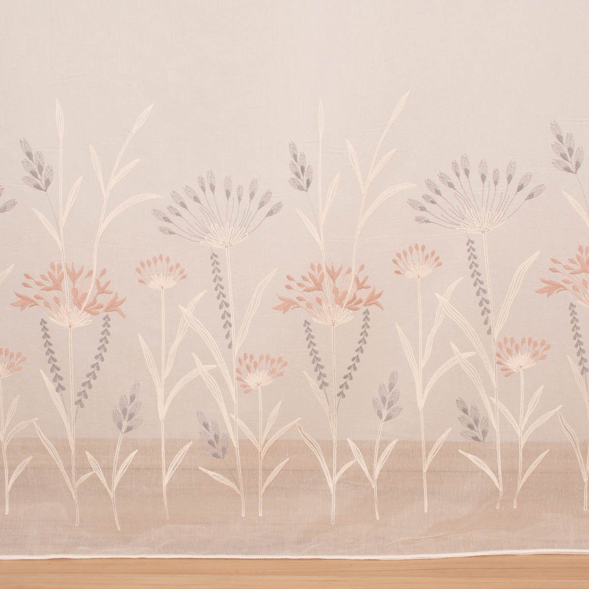 SCHÖNER LEBEN. Meterware Шторыstoff Шторыstores Strukturvoile Stickerei Blumen Gräser ec, leicht perforiert, Stickerei/Stickstoff, bestickt, mit Bleiband, pflegeleicht, überbreit