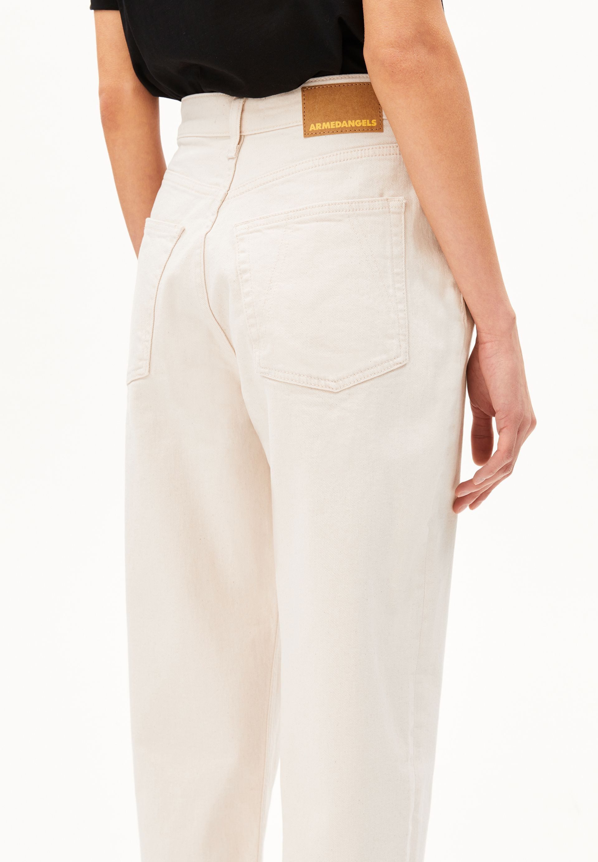Armedangels Mom-Jeans MAIRAA recyceltem Baumwoll-Mix Comfort Stretch (Comfort-Stretch) High waist