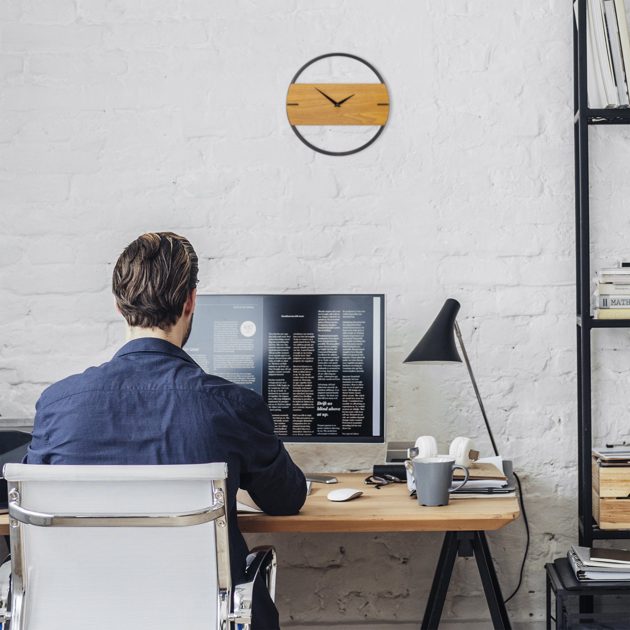 relaxdays Wanduhr Holzoptik