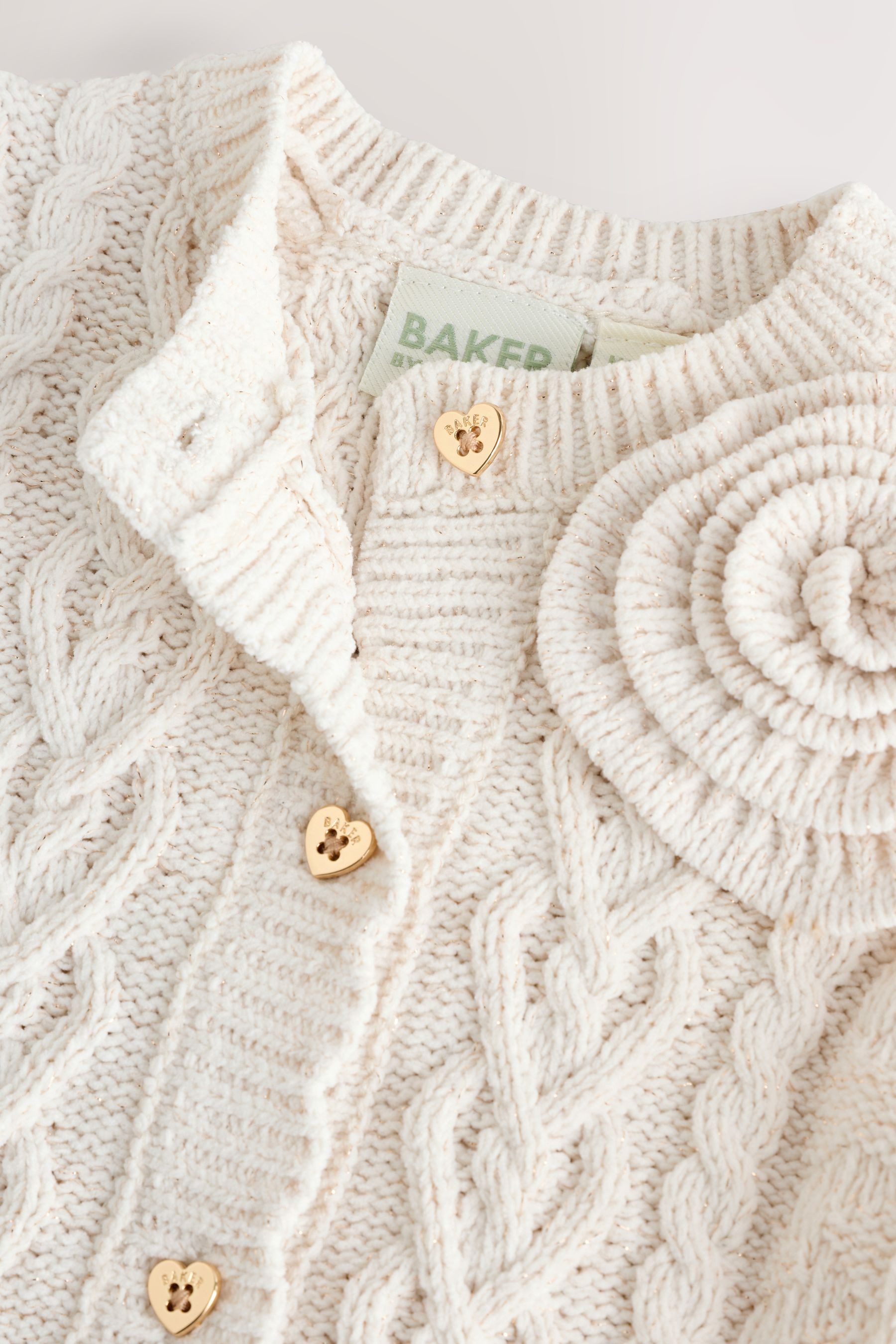 Baker by Ted Baker Strickjacke Baker by Ted Baker Strickjacke mit Ansteckblume (1-tlg)
