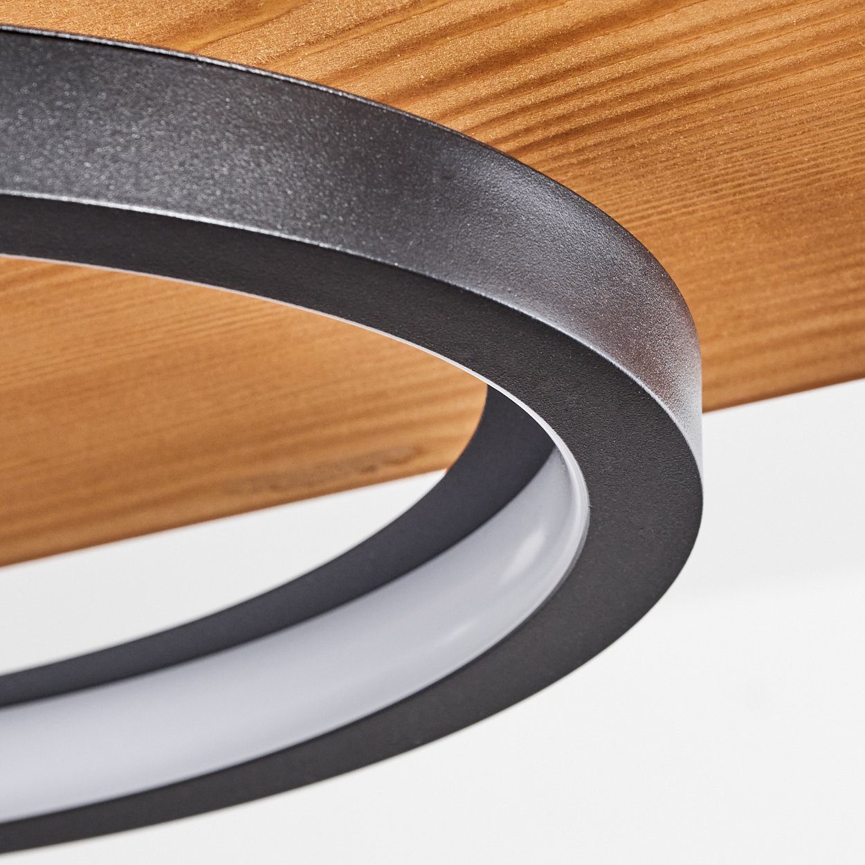 hofstein Pendelleuchte »Palermo« Hängelampe aus Metall/Holz/Kunststoff in Natur/Schwarz, 3000 Kelvin, Höhe max. 151cm, dimmbar über Lichtschalter, 4700 Lumen, 1xLED 40 Watt