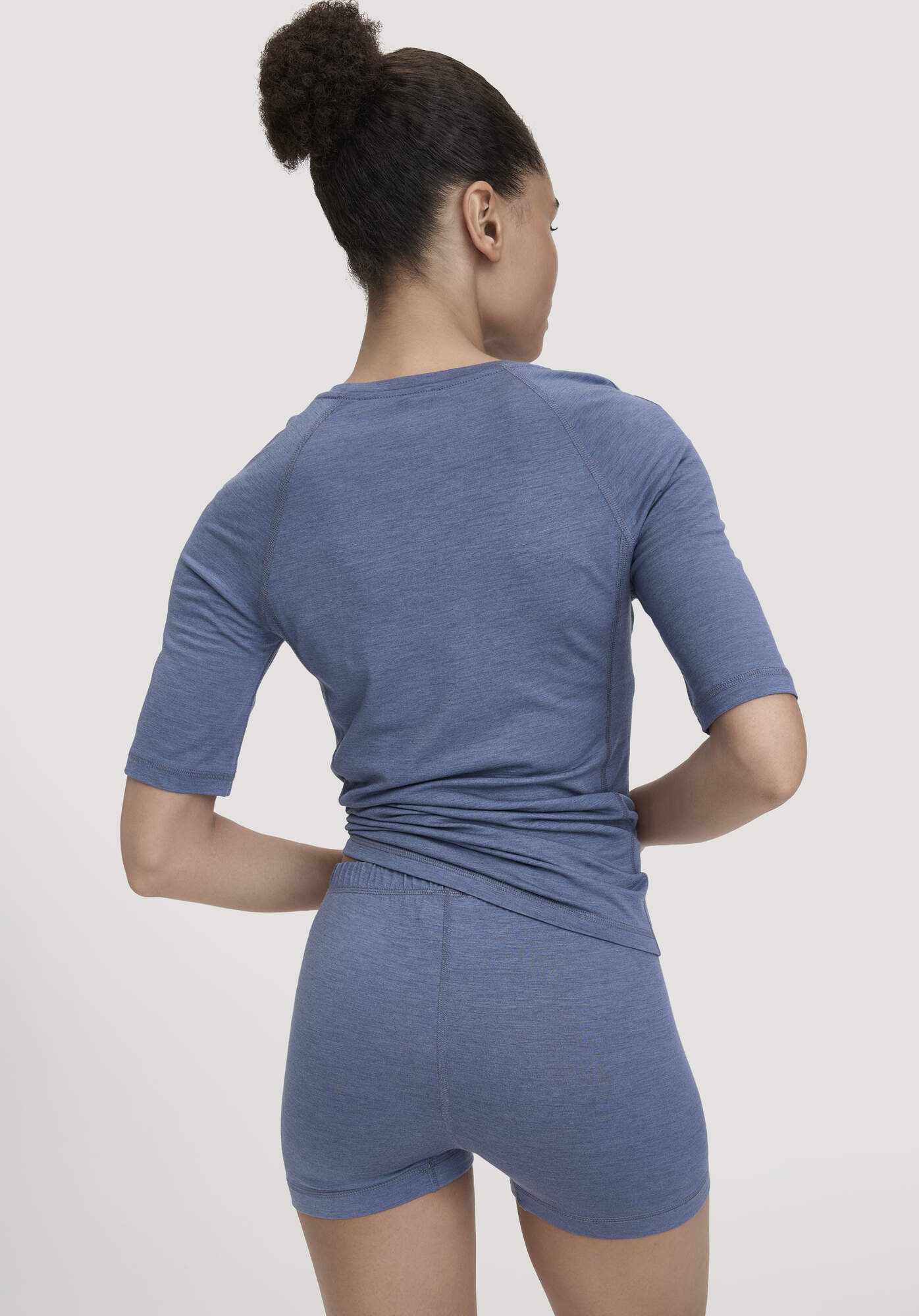 Hessnatur Slip Regular Cut aus Bio-Merinowolle mit Seide (1-St., Regular Cut aus Bio-Merinowolle mit Seide)