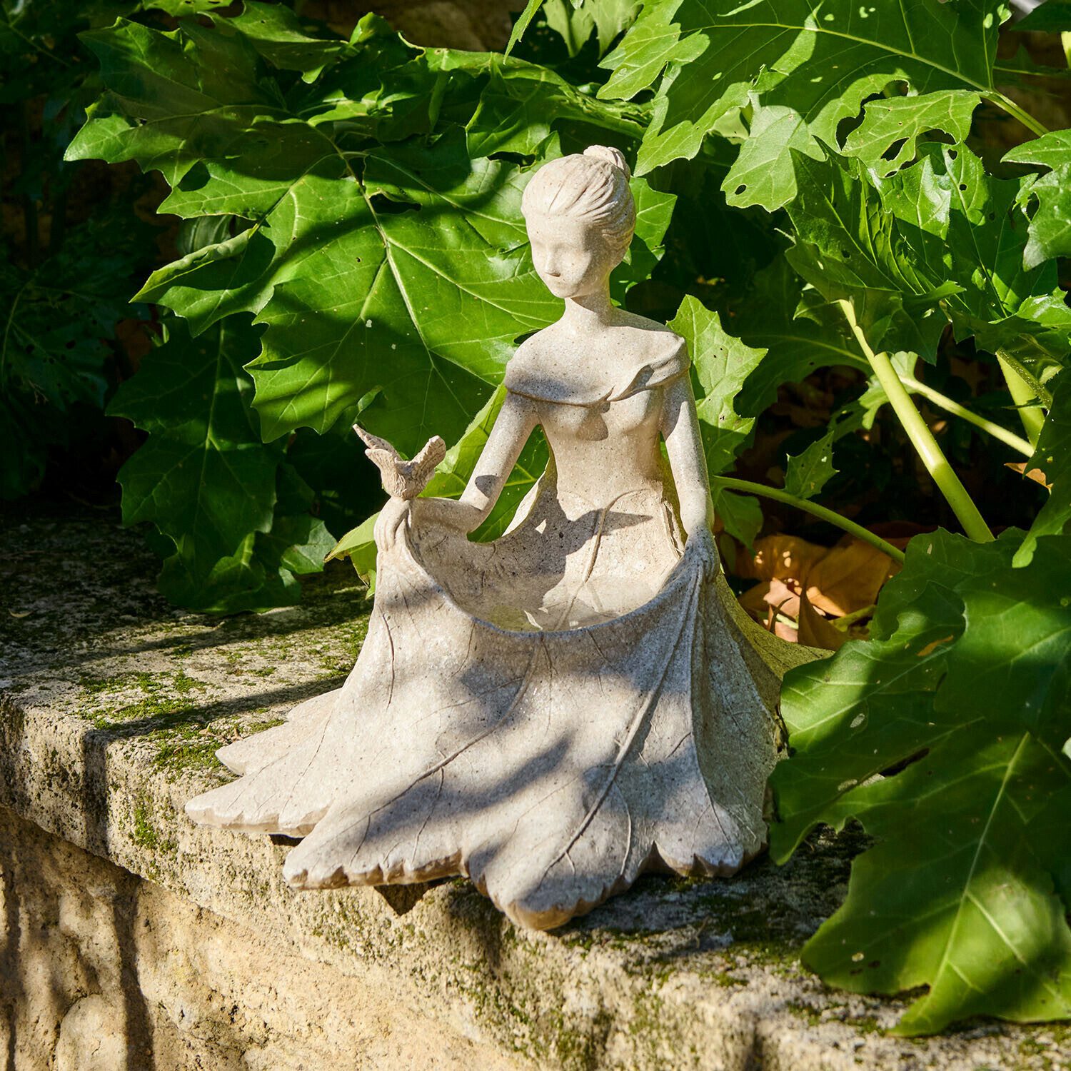 Mirabeau Gartenfigur Deko-Figur Finnedra antikcreme – Bild 4 von 5