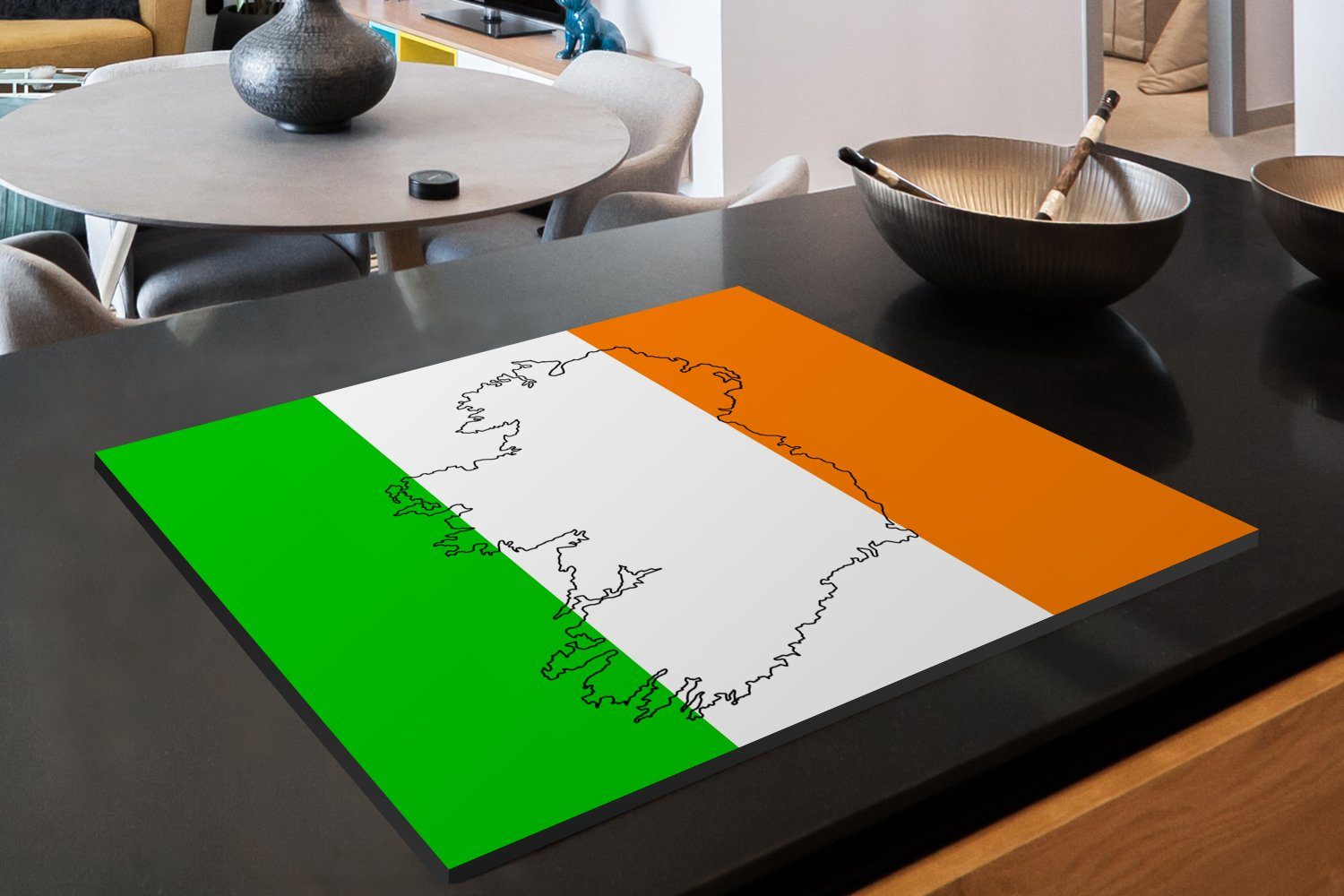 der von Irland Arbeitsfläche von Flagge Form Vinyl, MuchoWow Mobile Irland, den nutzbar, Herdblende-/Abdeckplatte (1 70x52 cm, tlg), Ceranfeldabdeckung Farben mit