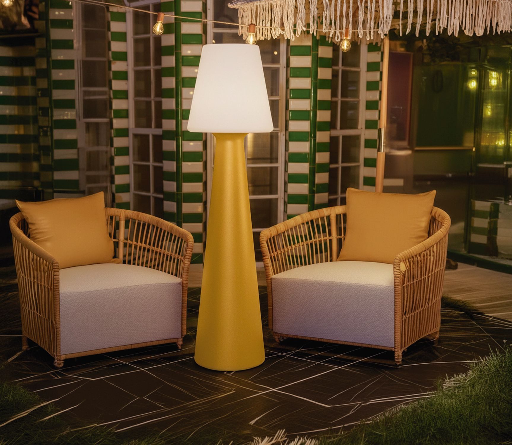 Licht-Erlebnisse Außen-Stehlampe SORA, LED fest integriert, Akku Metall LED Dimmer IP65 165 cm hoch Senfgelb Weiß rund 1300 lm