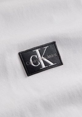 Calvin Klein Jeans T-Shirt SHRUNKEN BADGE TEE mit Calvin Klein Logo-Badge auf der Brust