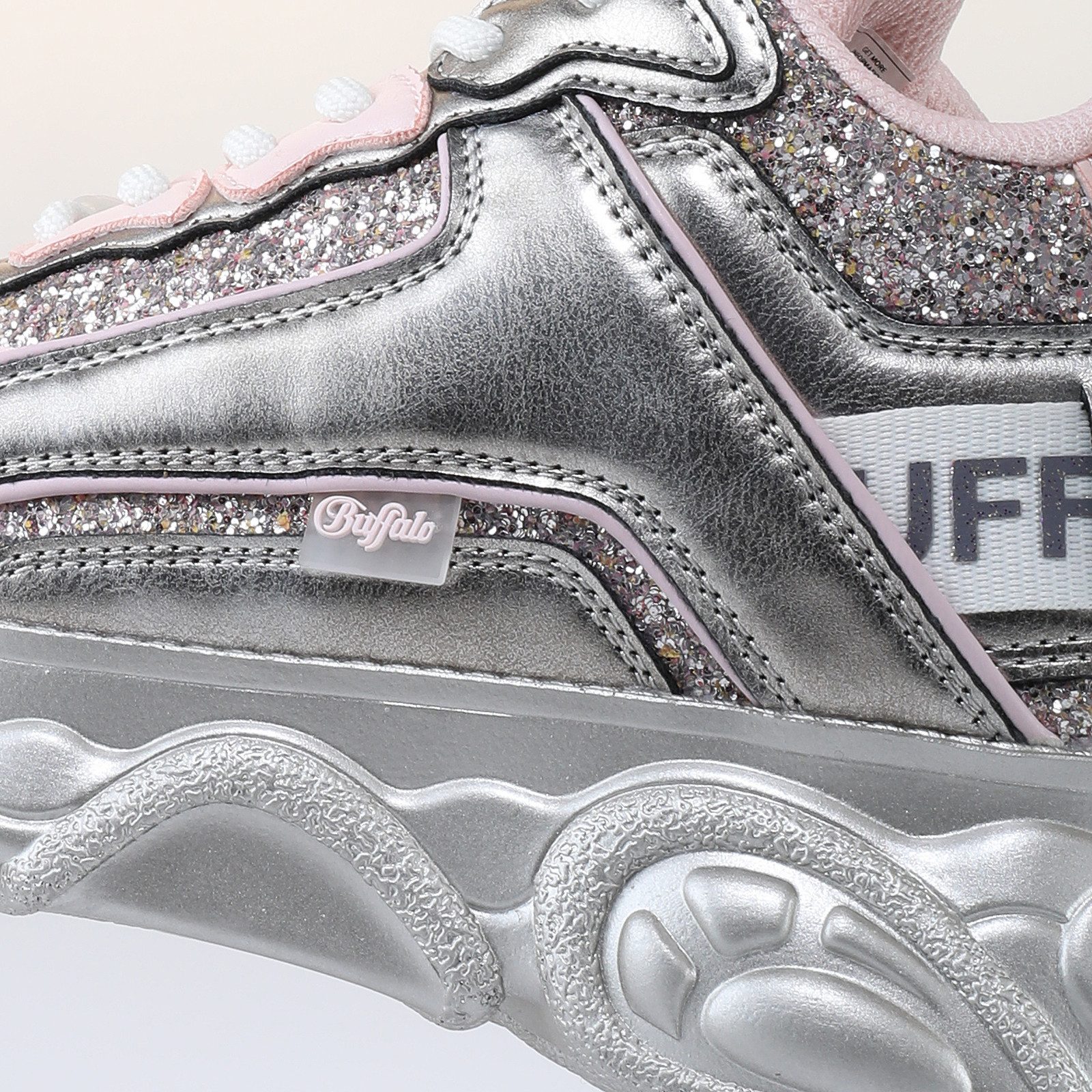 Buffalo CLD CHAI Plateausneaker Chunky Sneaker mit Logoschriftzug und Glitter-Details