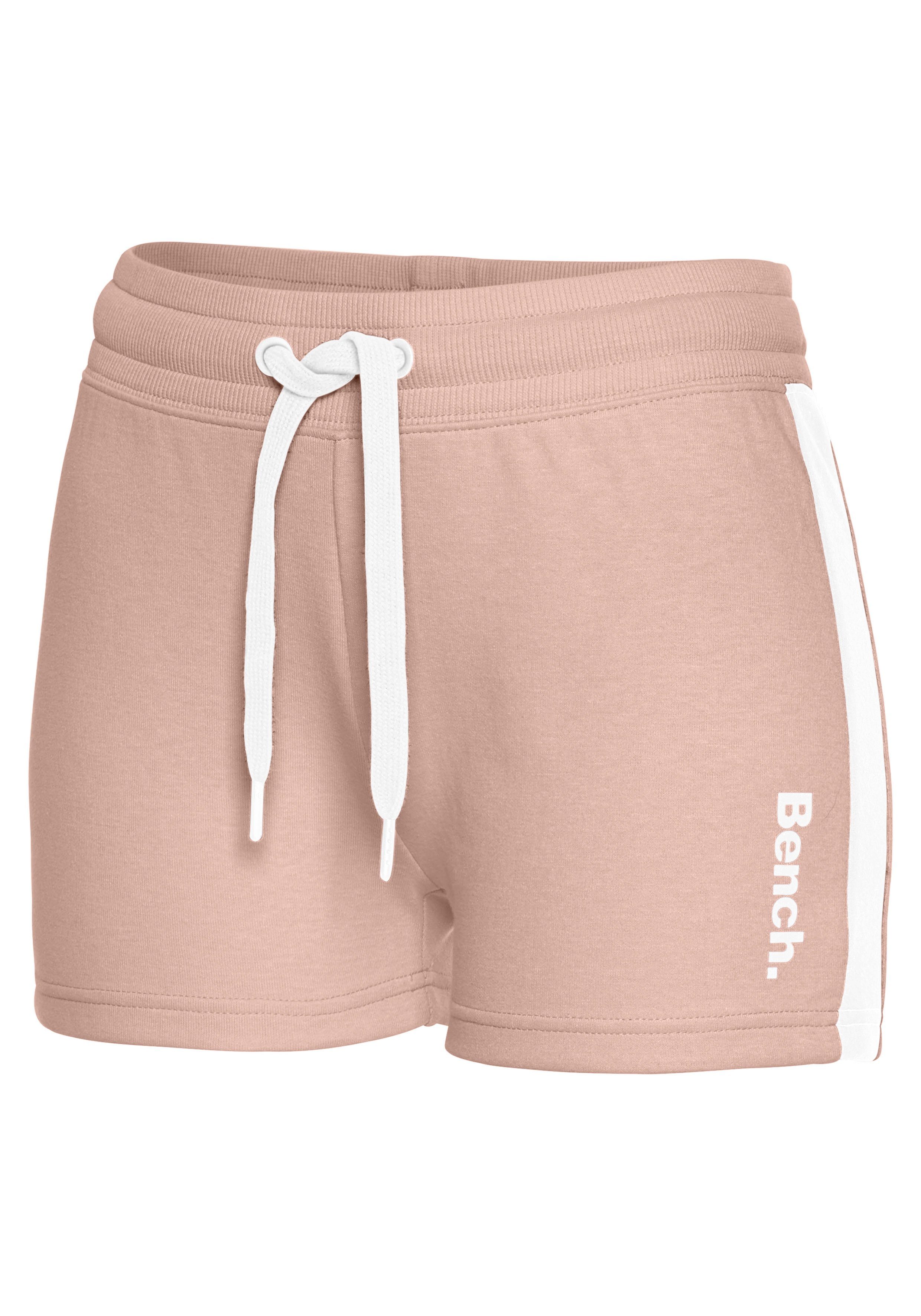 Bench. Loungewear Relaxshorts mit Seitenstreifen, Loungewear