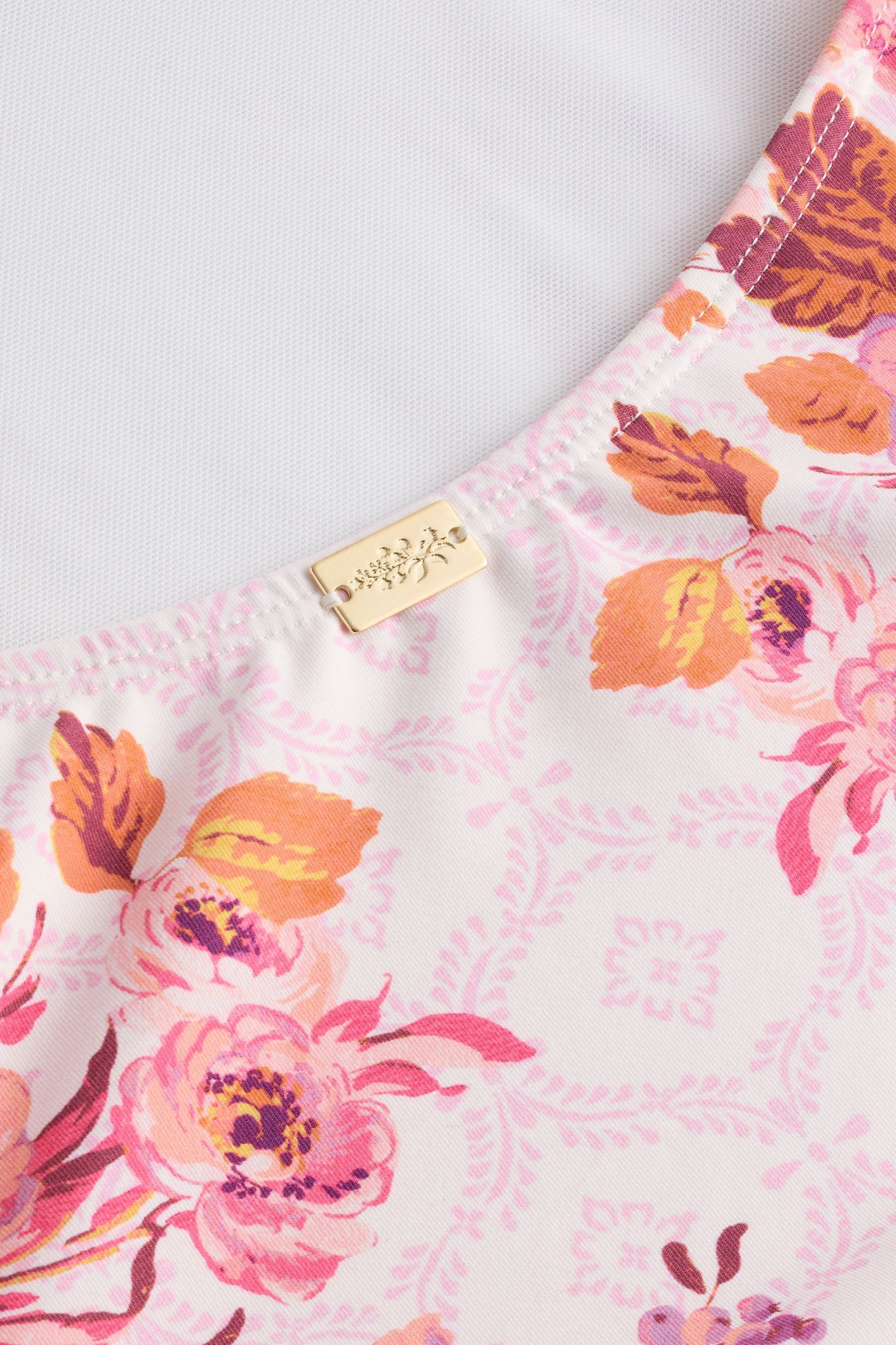 LAURA ASHLEY Badeanzug Laura Ashley bauchformender Badeanzug mit Cut-out (1-St)