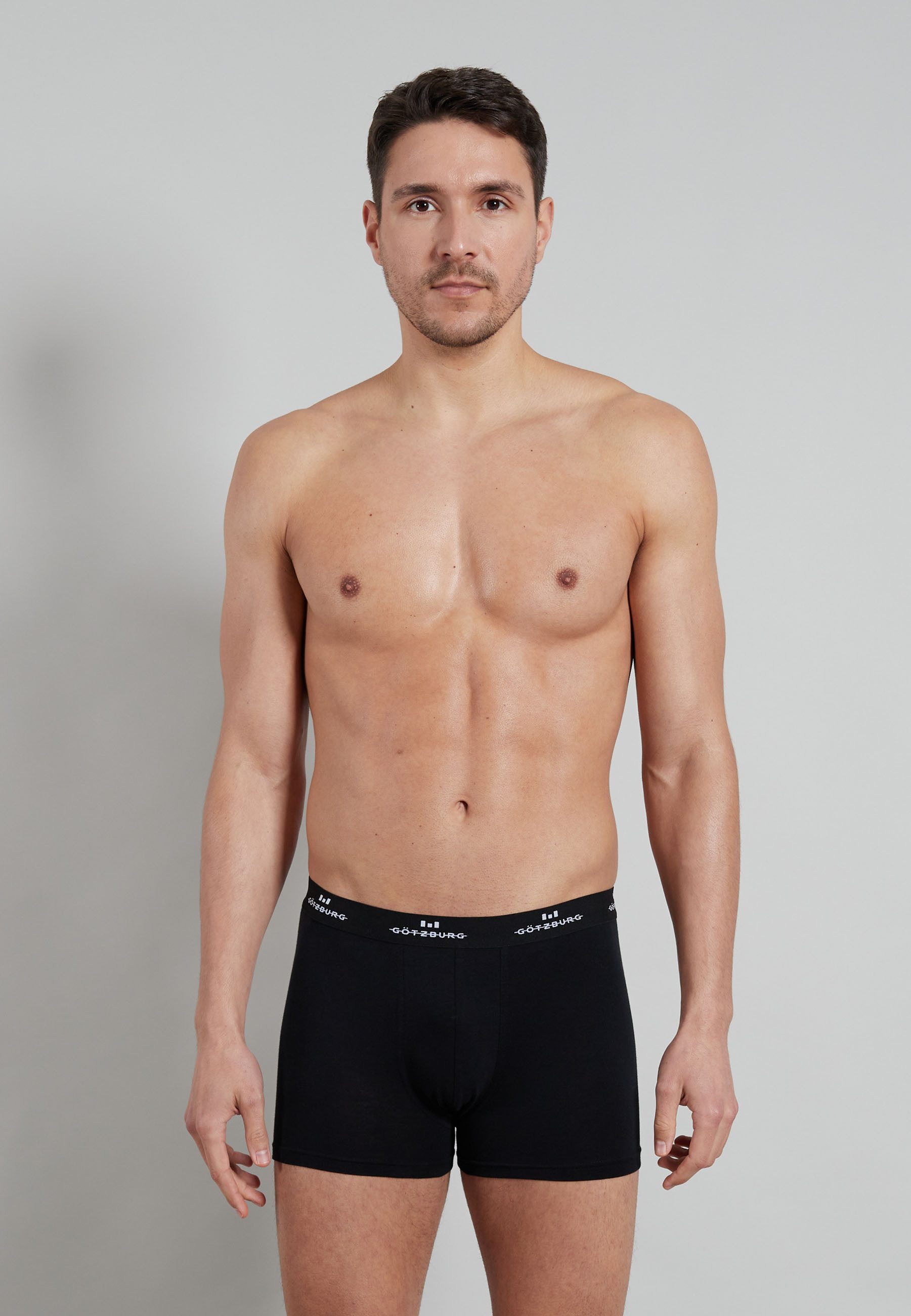 GÖTZBURG Boxershorts GÖTZBURG Herren Pants schwarz uni 4er Pack (4-St) günstig online kaufen