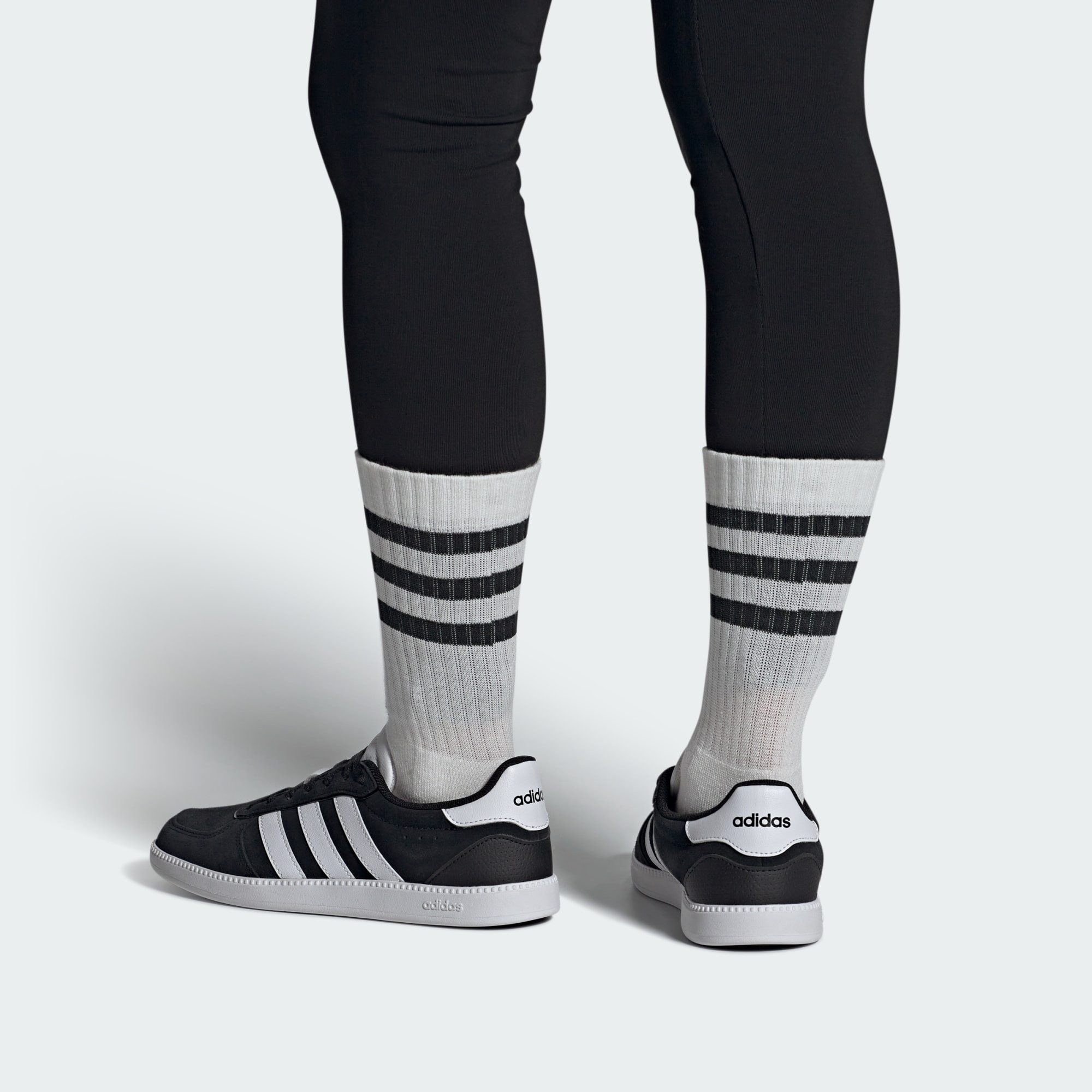 adidas Sportswear BREAKNET SLEEK SCHUH Sneaker (1-tlg)