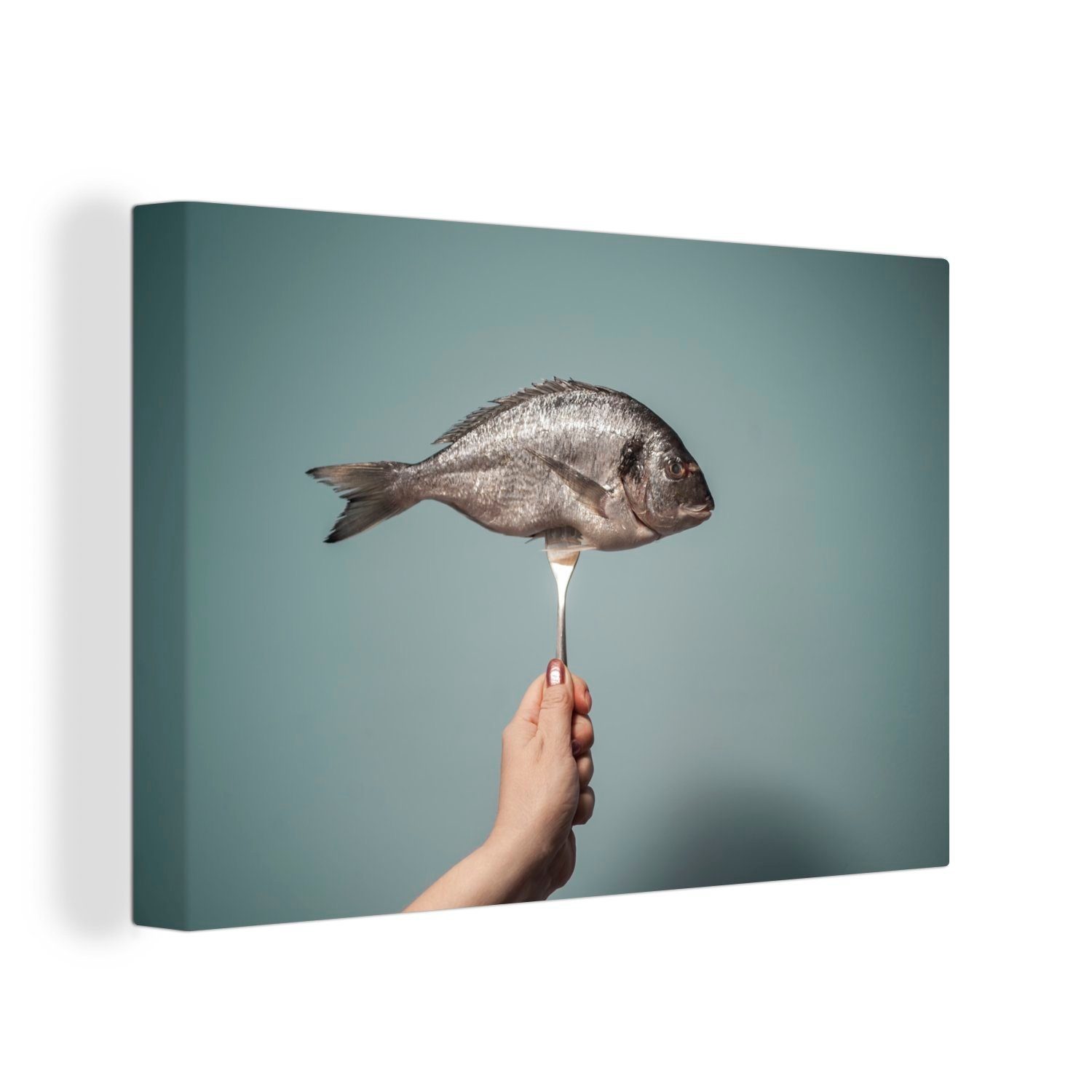OneMillionCanvasses® Leinwandbild Fisch auf einer Silbergabel, (1 St), Wandbild Leinwandbilder, Aufhängefertig, Wanddeko, 30x20 cm