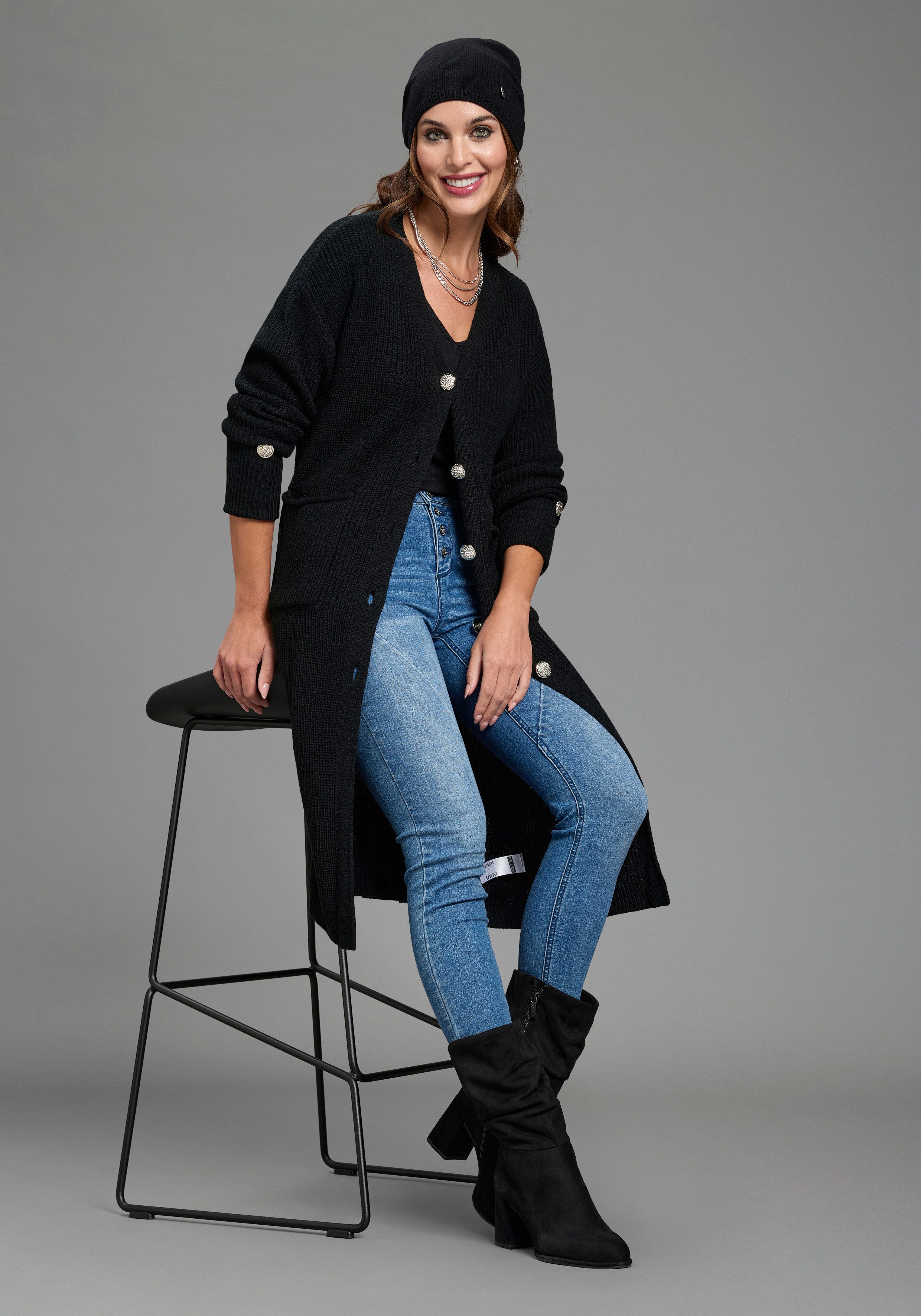 Zum Outfit 10