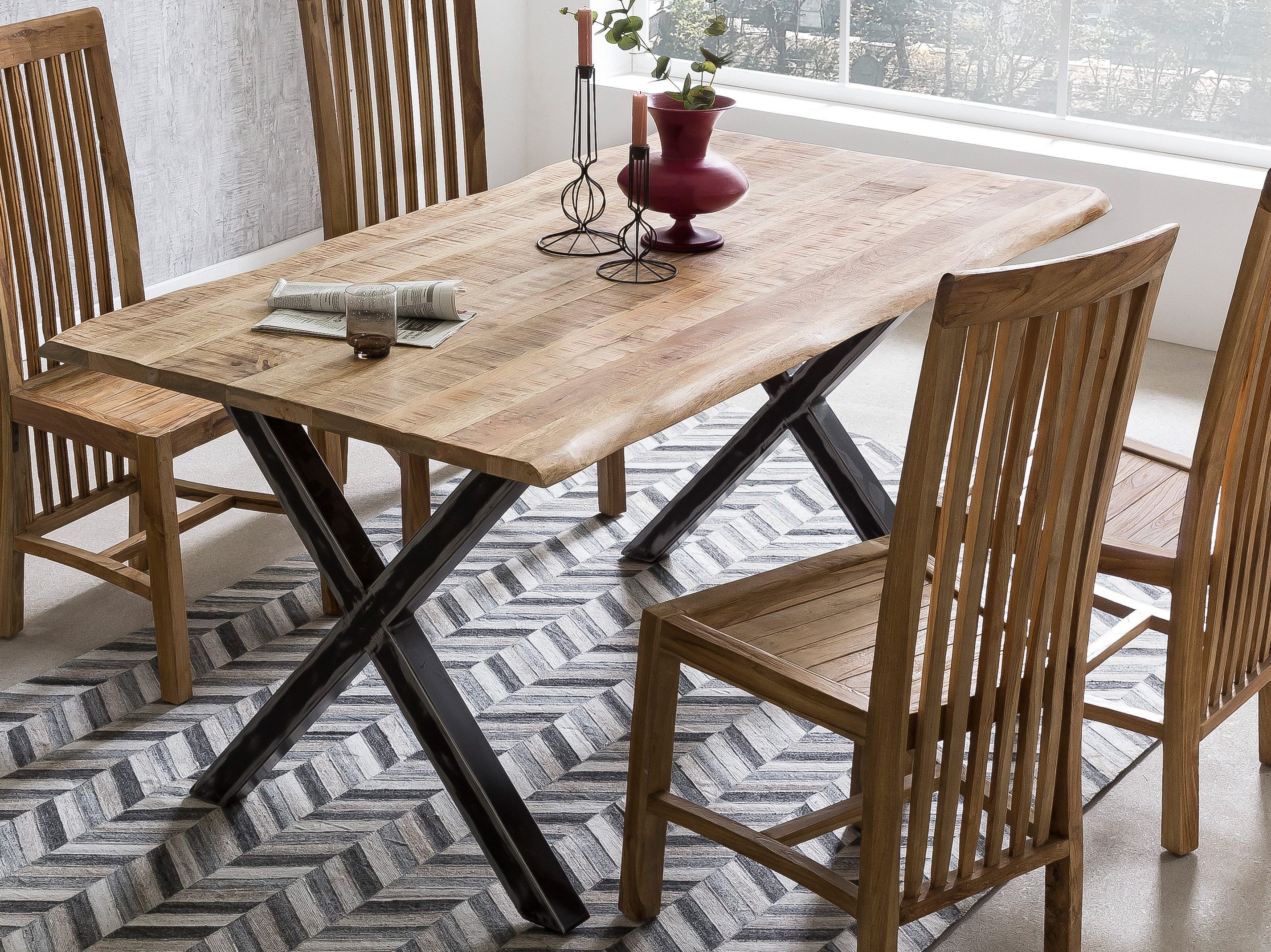 SIT Esstisch, mit Baumkante wie gewachsen