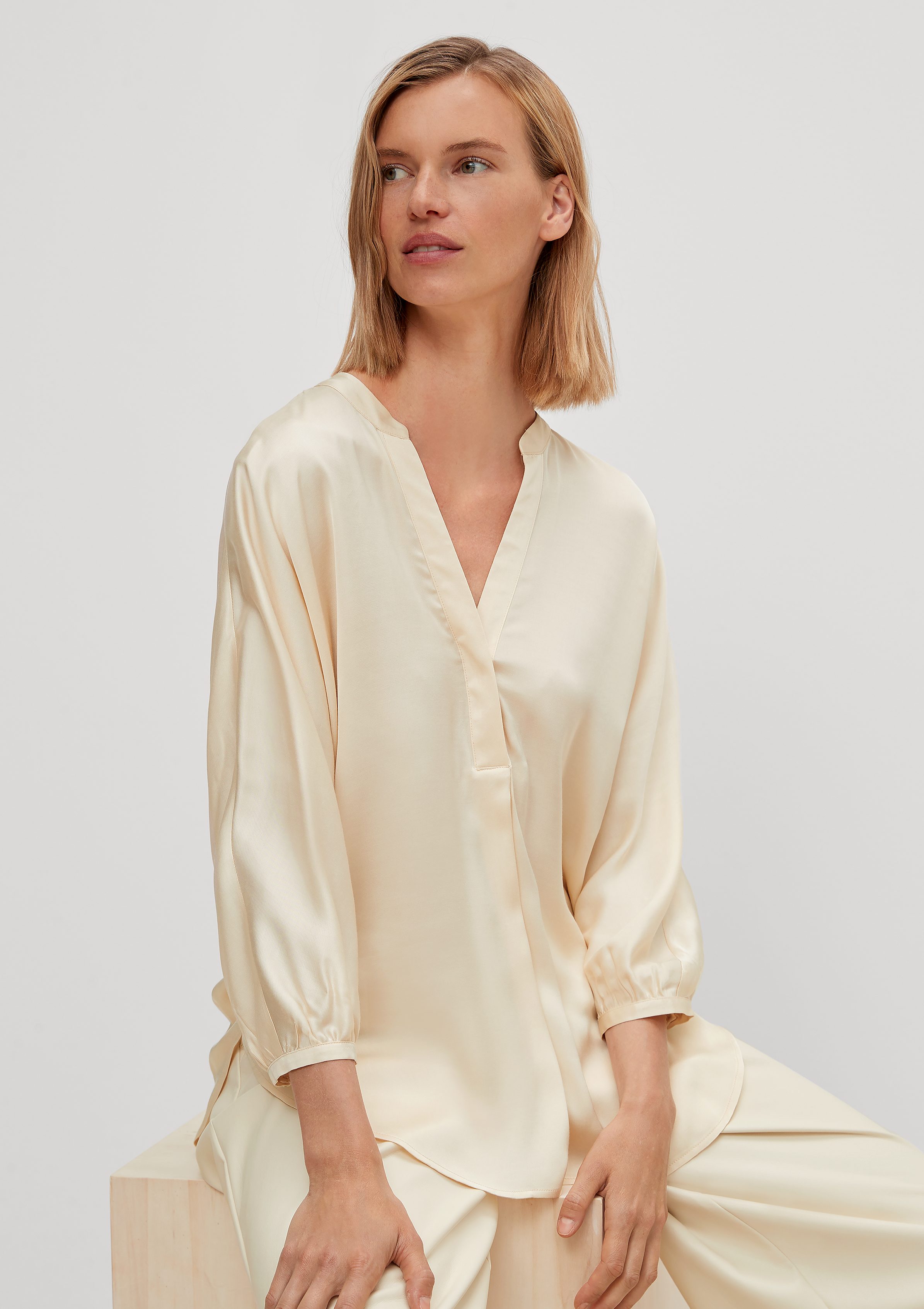 beige Satinbluse aus Comma 3/4-Arm-Shirt Viskose