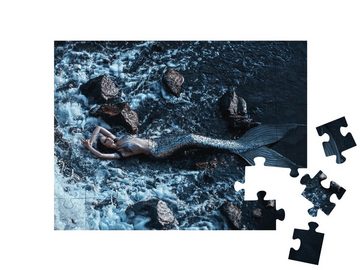 puzzleYOU Puzzle Silberne Meerjungfrau beim Träumen am Ufer, 48 Puzzleteile, puzzleYOU-Kollektionen Fantasy, Meerjungfrau