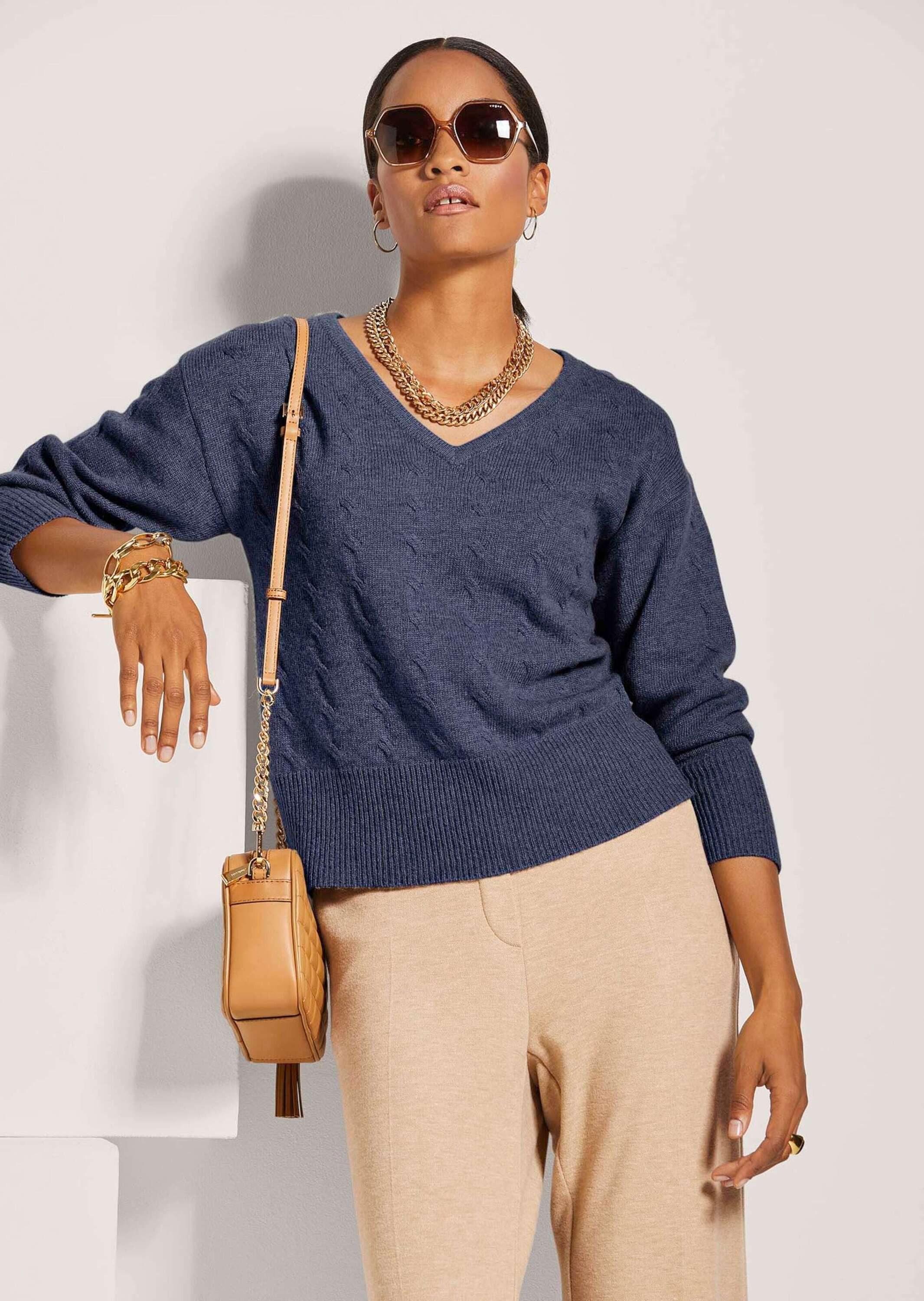 MADELEINE Strickpullover V-Pullover mit Zopfmuster