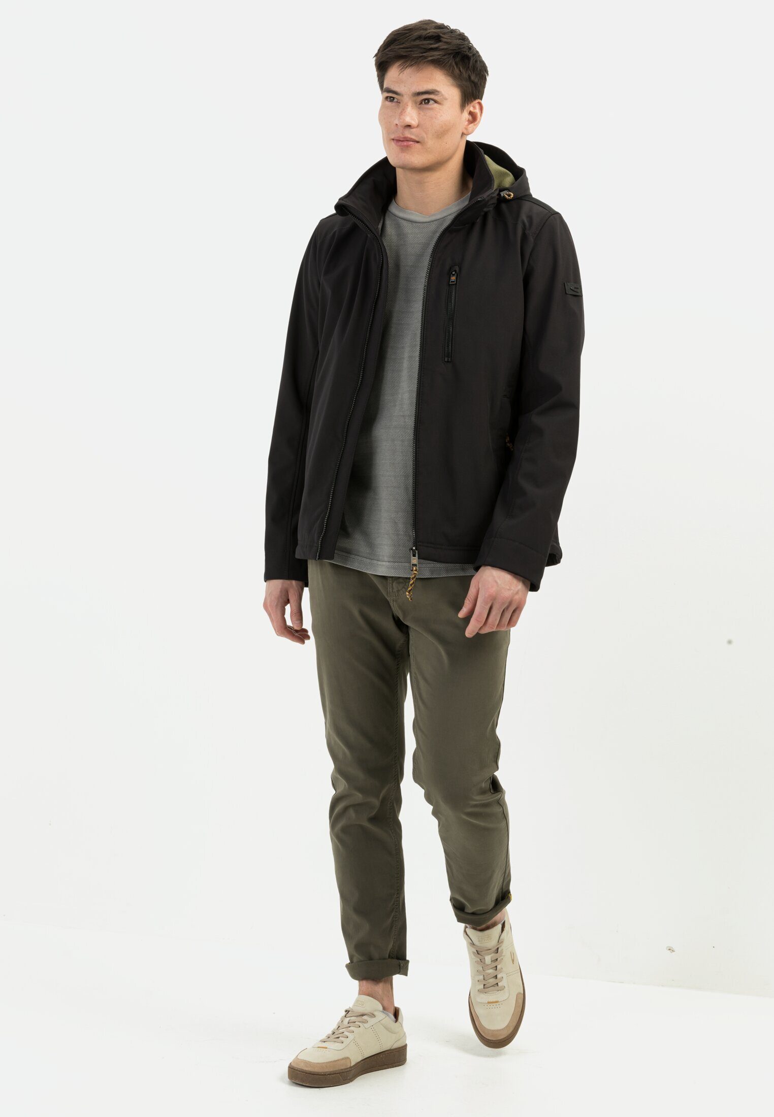 camel active Softshelljacke mit abnehmbarer Kapuze Langarm Markenlabel