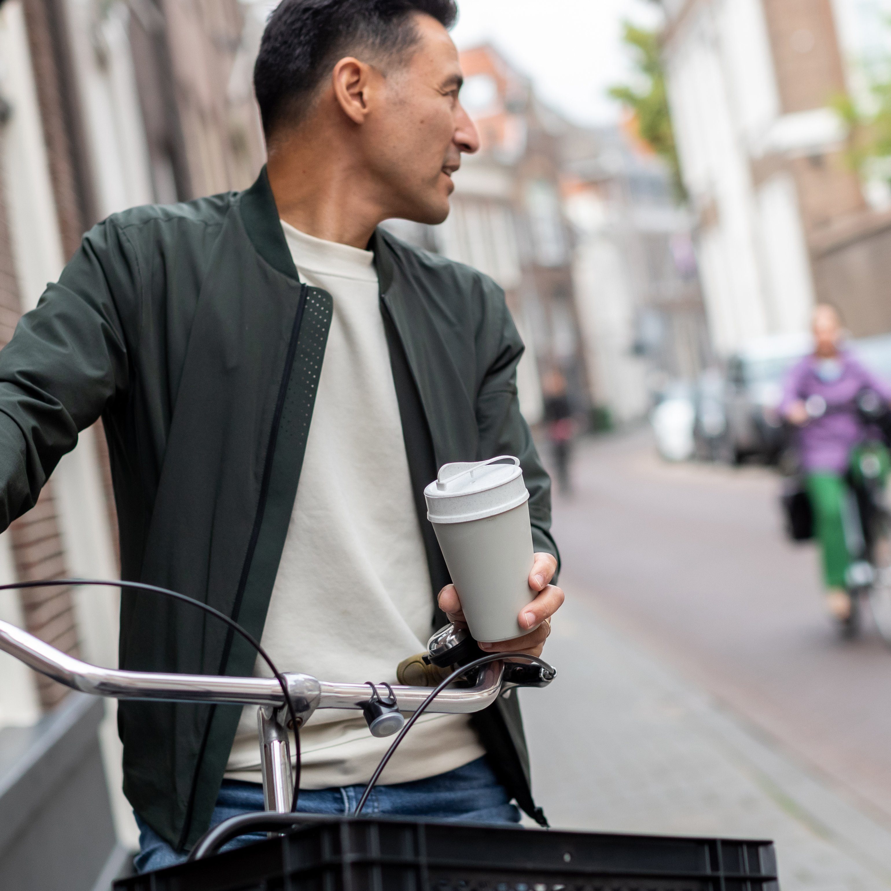 KOZIOL Coffee-to-go-Becher ISO TO GO, 1-tlg., Holz, Kunststoff, 100% biobasiertes Material,doppelwandig,melaminfrei,recycelbar,400ml