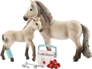 Schleich® Spielwelt HORSE CLUB Set: Pferdekoppel mit Eingangstor & Hannahs Erste-Hilfe-Set, (72242) bestehend aus (42430 + 42434)