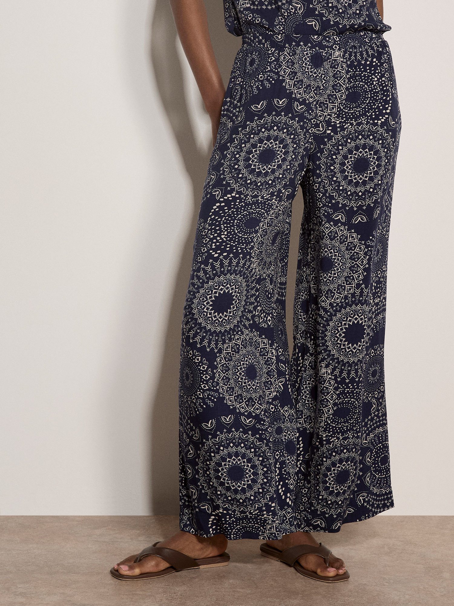 Apricot Stoffhose Kaleidoskop-Hose mit Webmuster