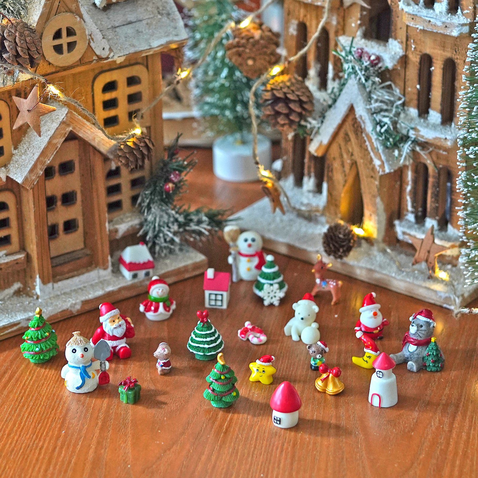 KAHOO Dekofigur 24tlg. Weihnachtsdeko, 12.5x7.5x11cm (24 St), Tischdeko