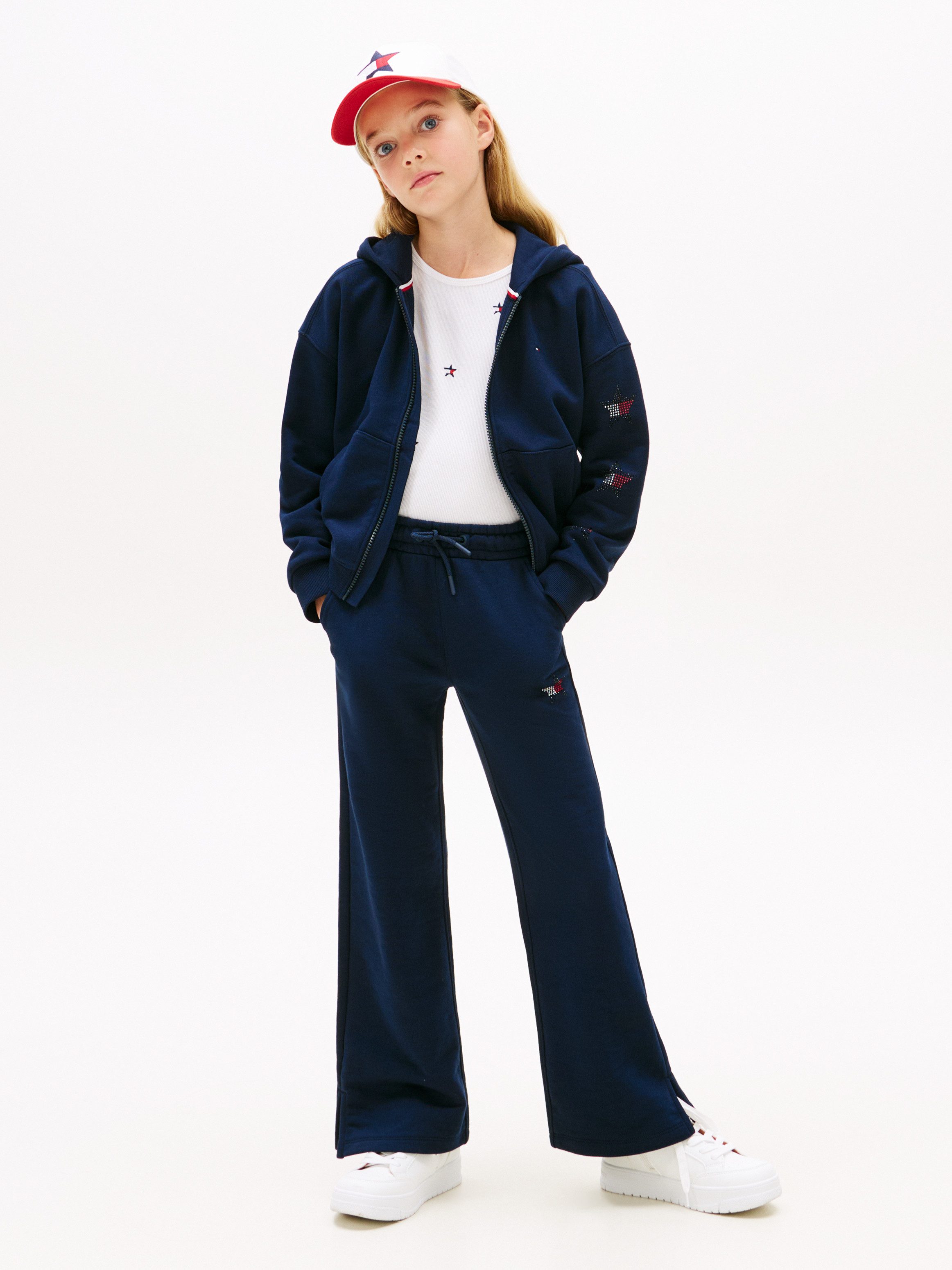 Tommy Hilfiger Jogginghose STAR SWEATPANT Kinder bis 16 Jahre, mit Strass-Label, loose fit – Bild 4 von 5