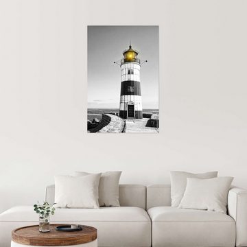 Posterlounge Wandfolie Editors Choice, Leuchtturm mit gelbem Licht, Badezimmer Maritim Fotografie