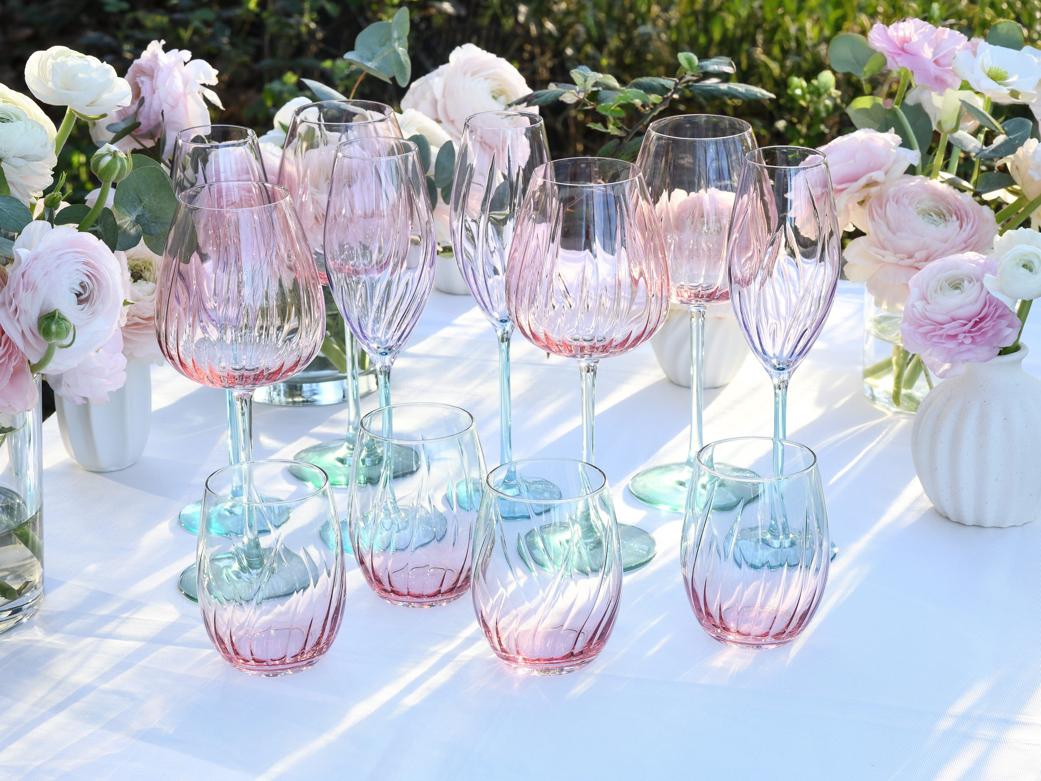 CreaTable Weinglas Swirly Spring, Weingläser-Set, 4-tlg., 4-tlg., Glas, Rillen Relief, Modern, Sommerlich, Leicht