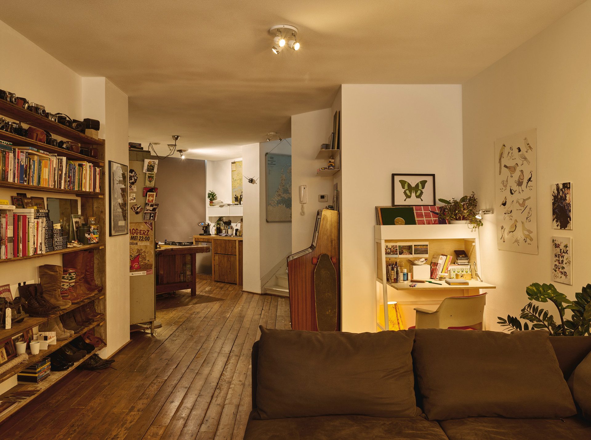 Philips Hue LED-Leuchtmittel LED classic WarmGlow Tropfenlampe 40W E14 Klar dimmbar, E14