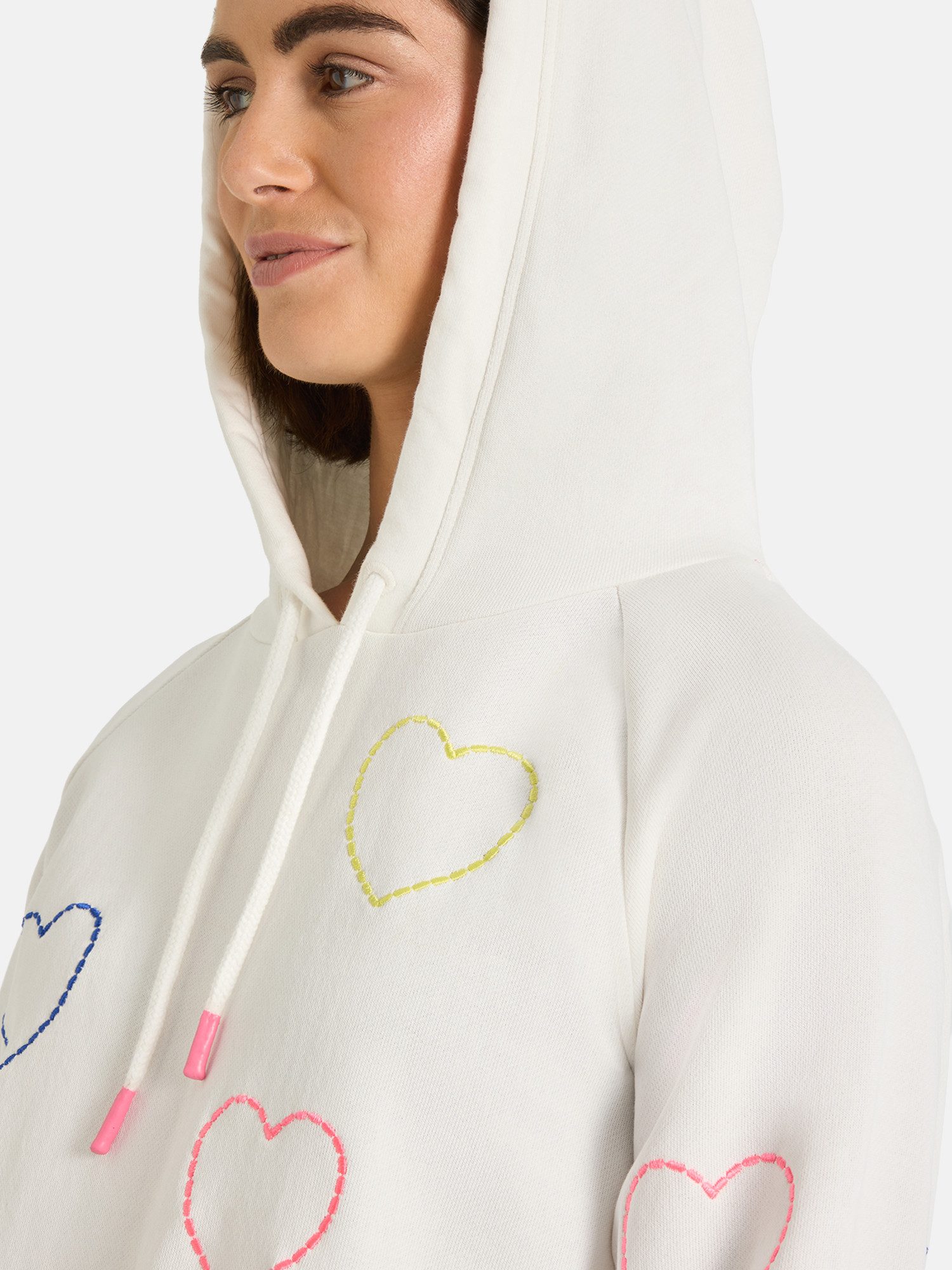 Lieblingsstück Hoodie AirL mit Stickereien