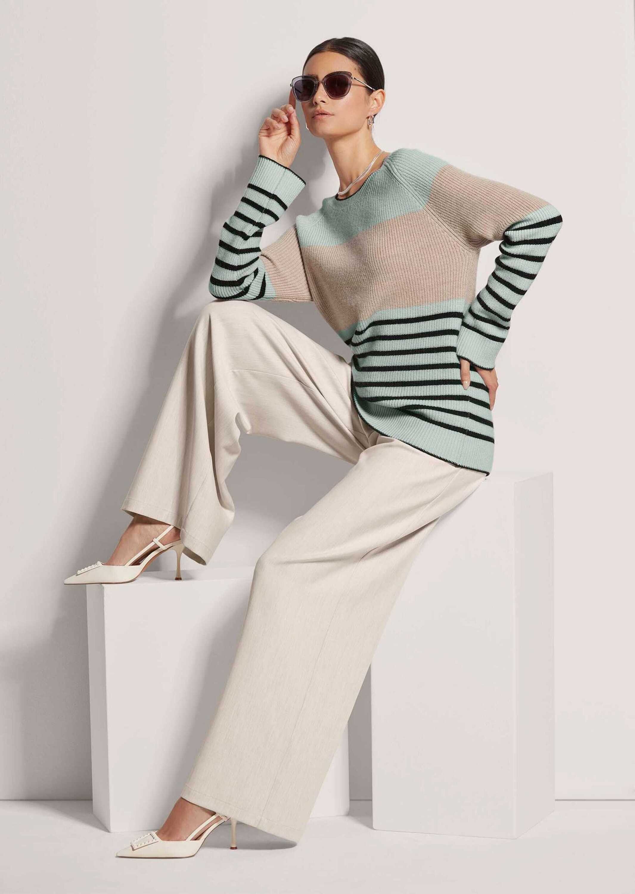 MADELEINE Strickpullover Schurwoll-Pullover mit Perlfang-Struktur