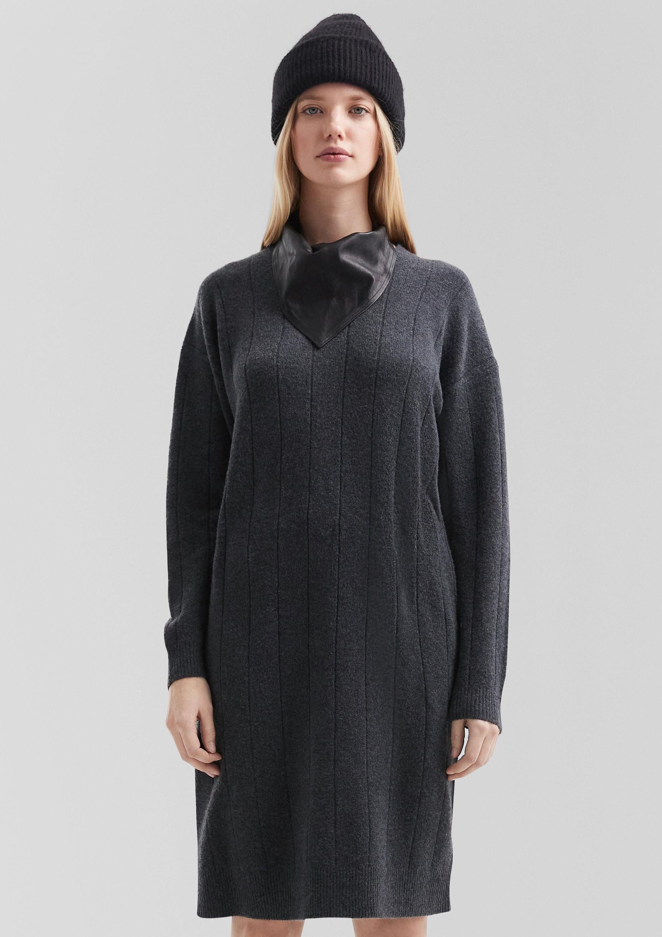 QS Midikleid Kleid Weiches Strickkleid