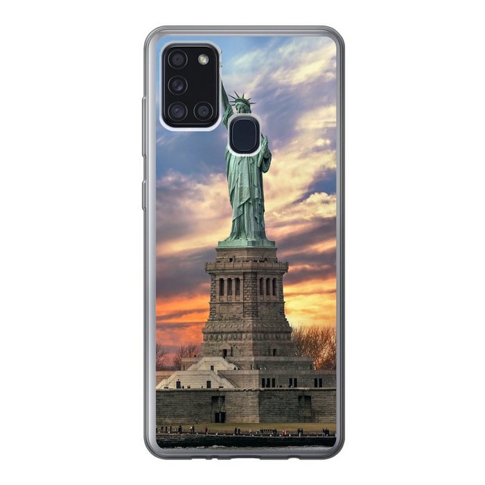 MuchoWow Handyhülle Freiheitsstatue in New York bei Sonnenuntergang Handyhülle Samsung Galaxy A21s Smartphone-Bumper Print Handy
